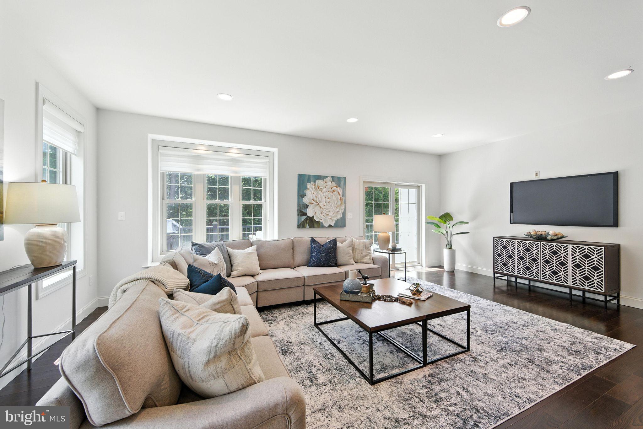 HONEYCROFT VILLAGE - Residential