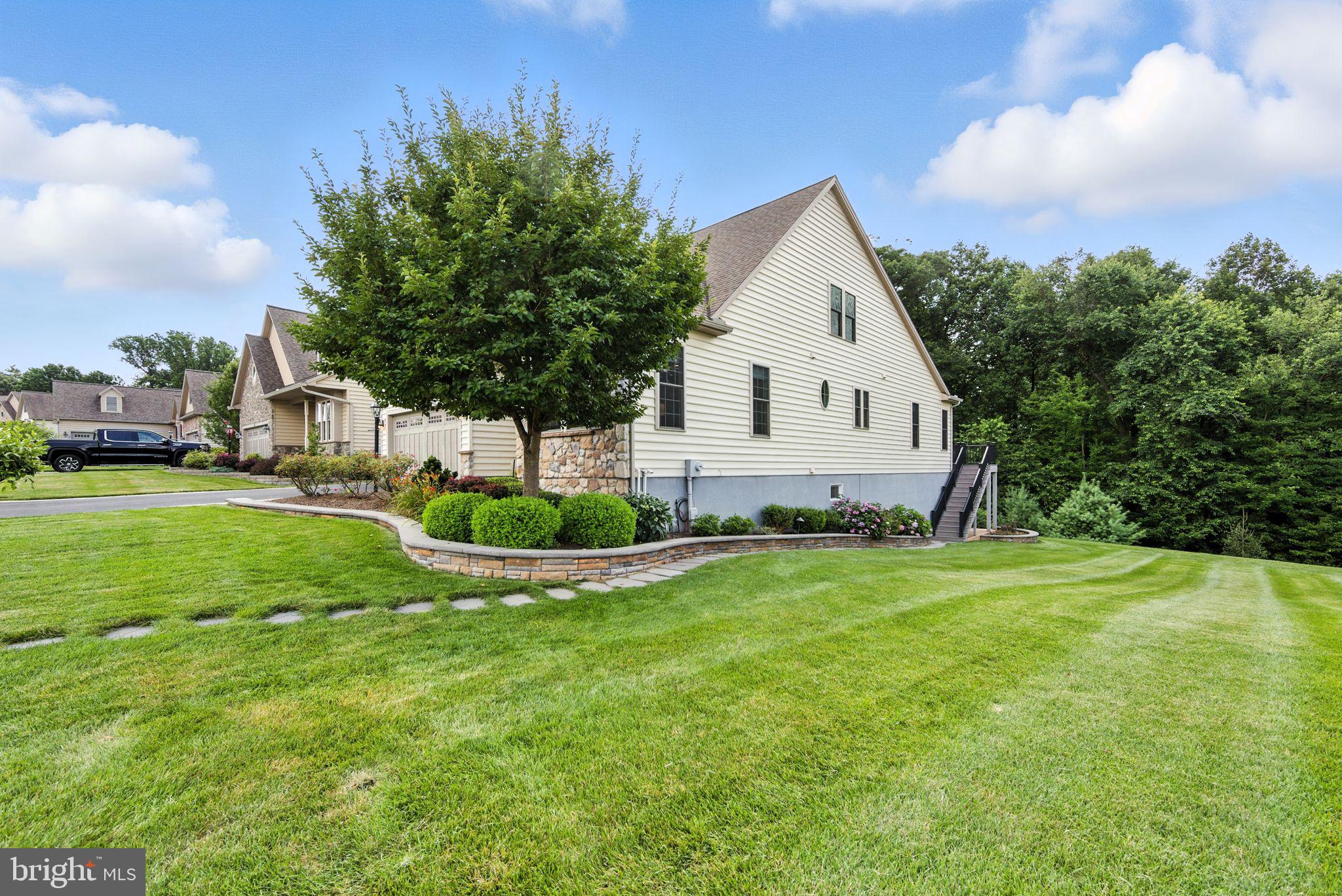 HONEYCROFT VILLAGE - Residential