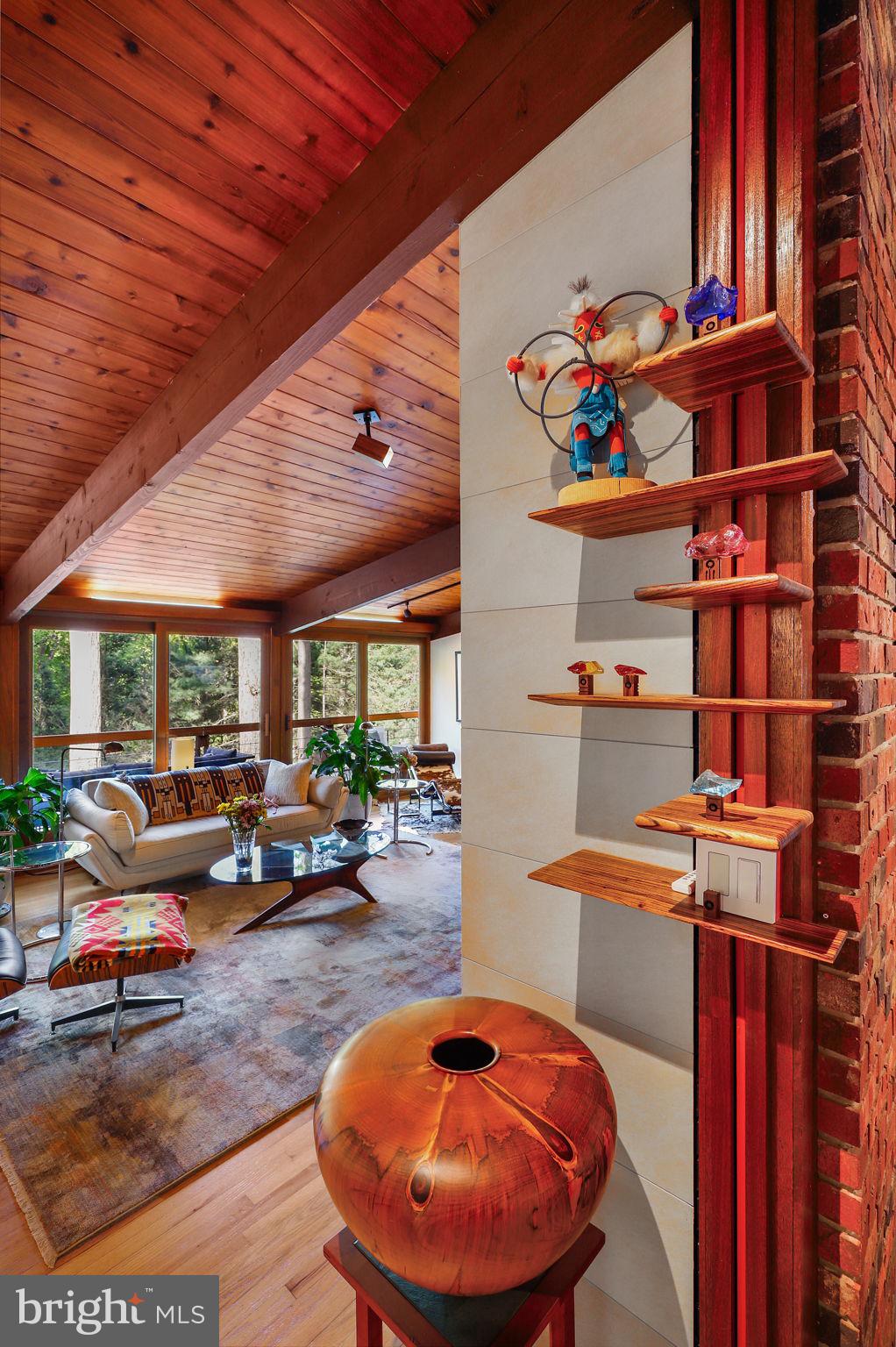 PINELEIGH - Residential