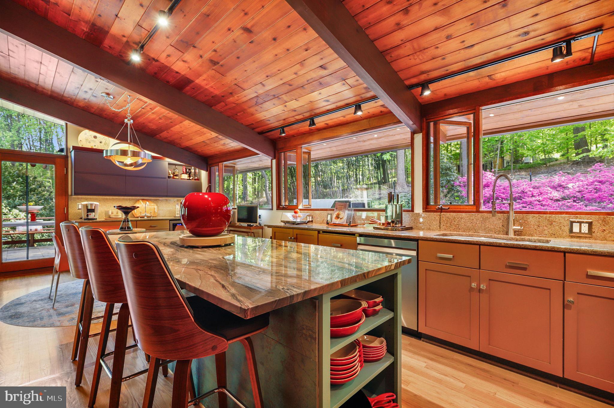 PINELEIGH - Residential