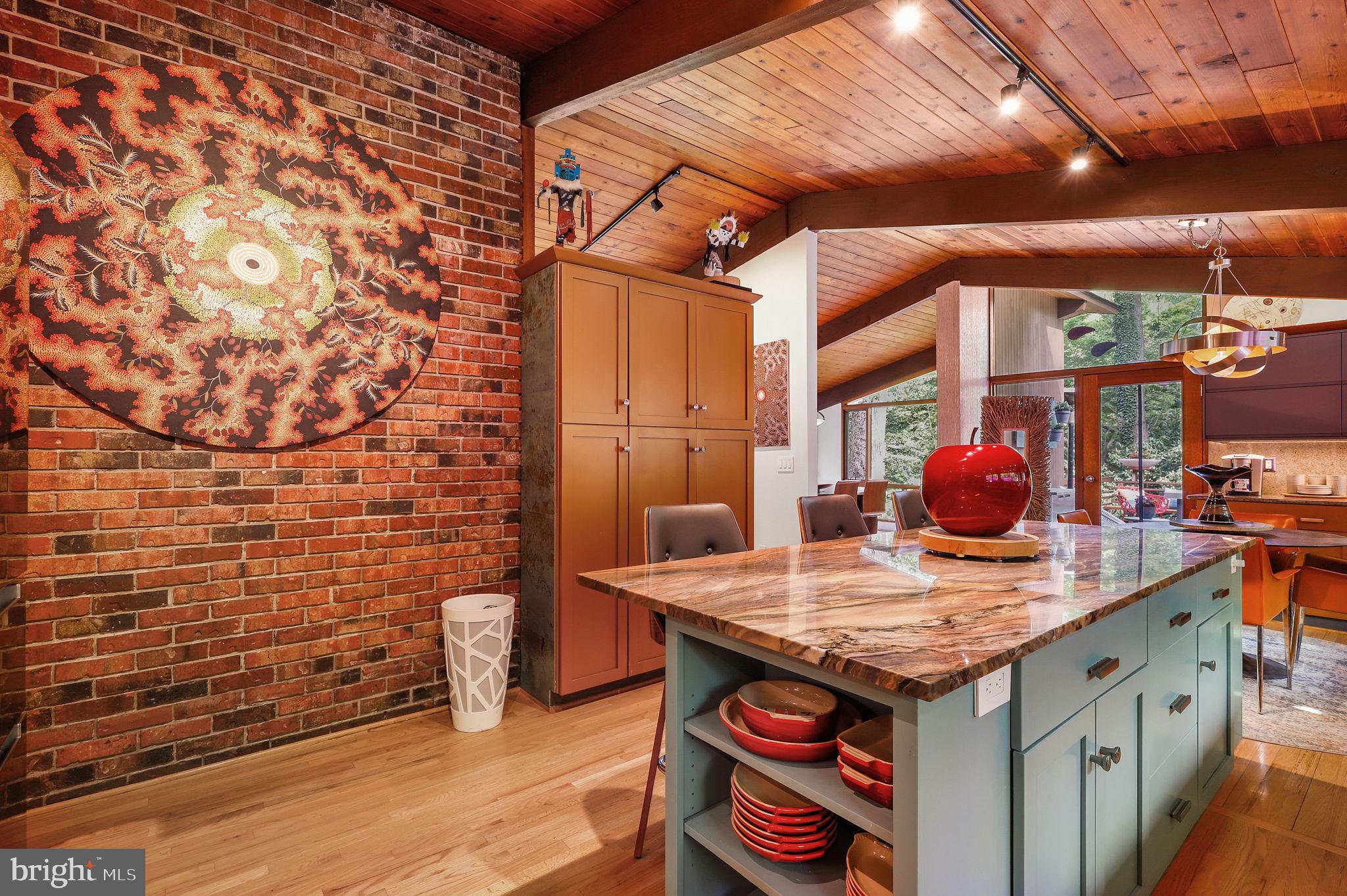 PINELEIGH - Residential