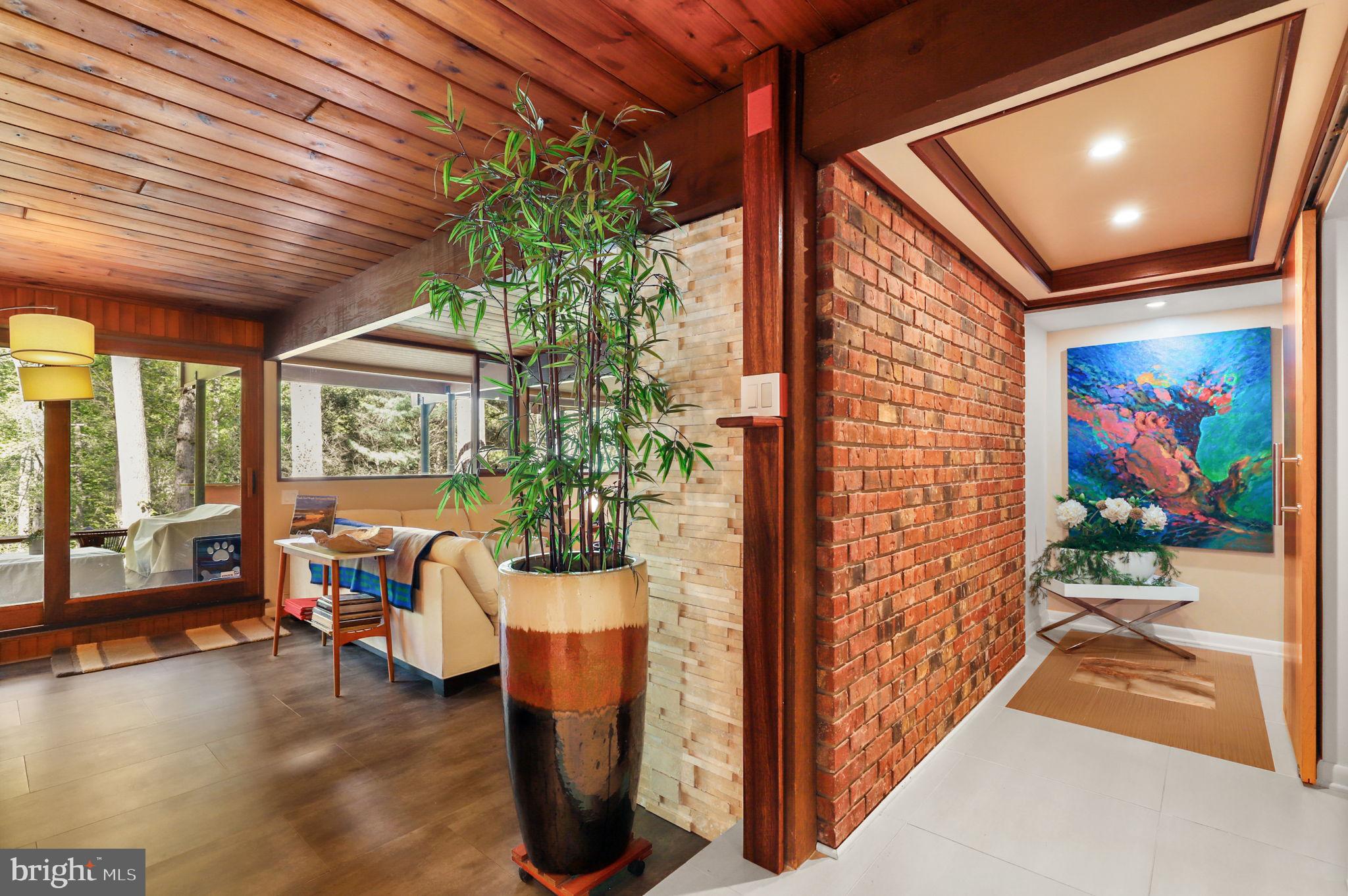 PINELEIGH - Residential
