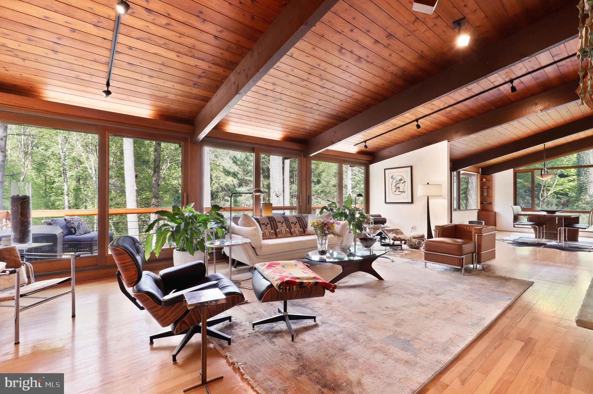 PINELEIGH - Residential