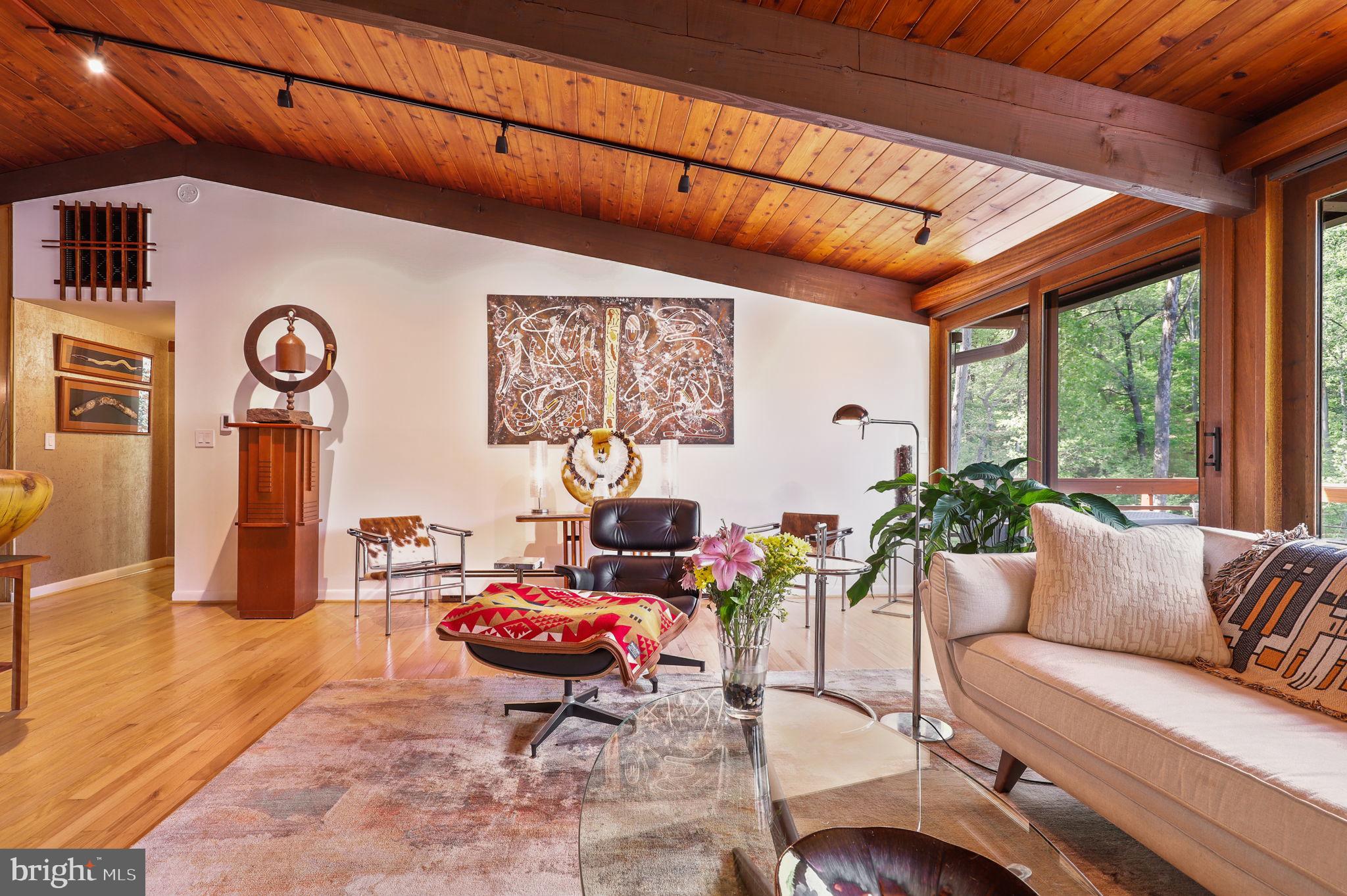 PINELEIGH - Residential