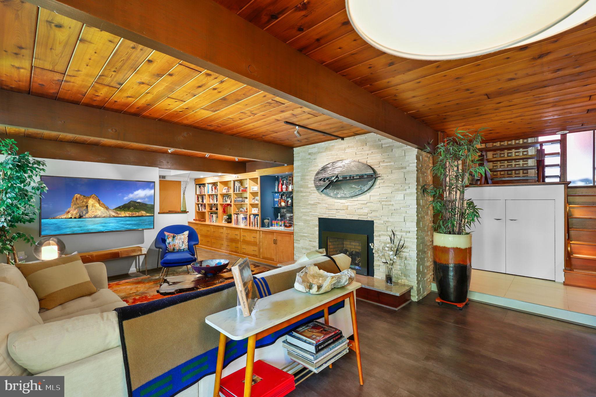 PINELEIGH - Residential