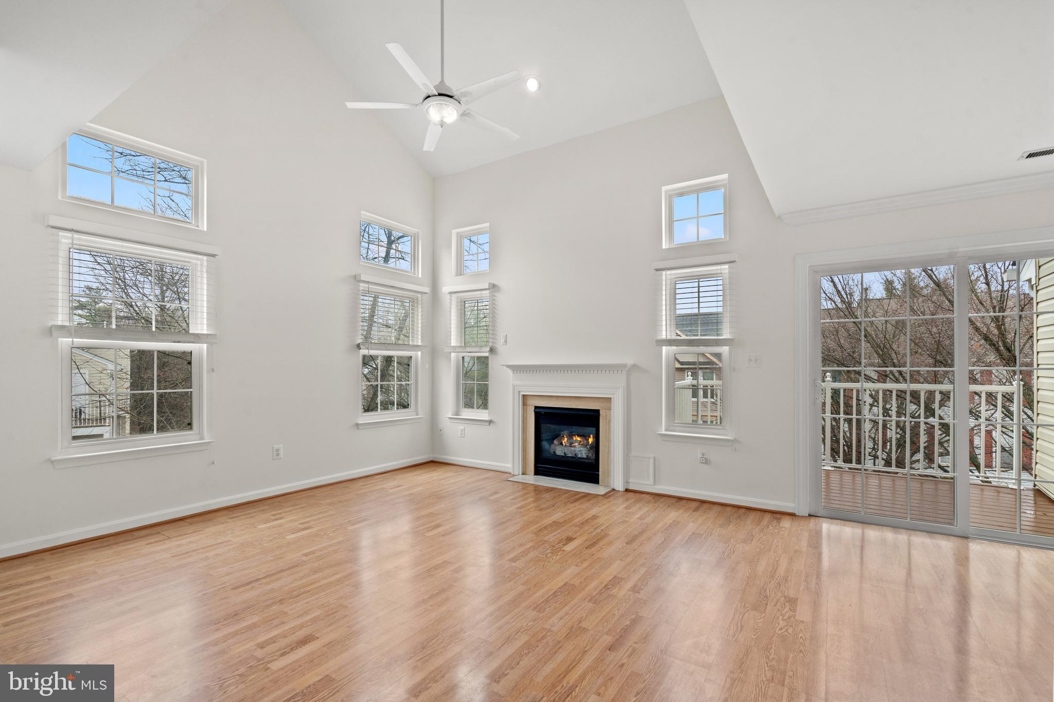 CLOVERLEAF CENTER - Residential