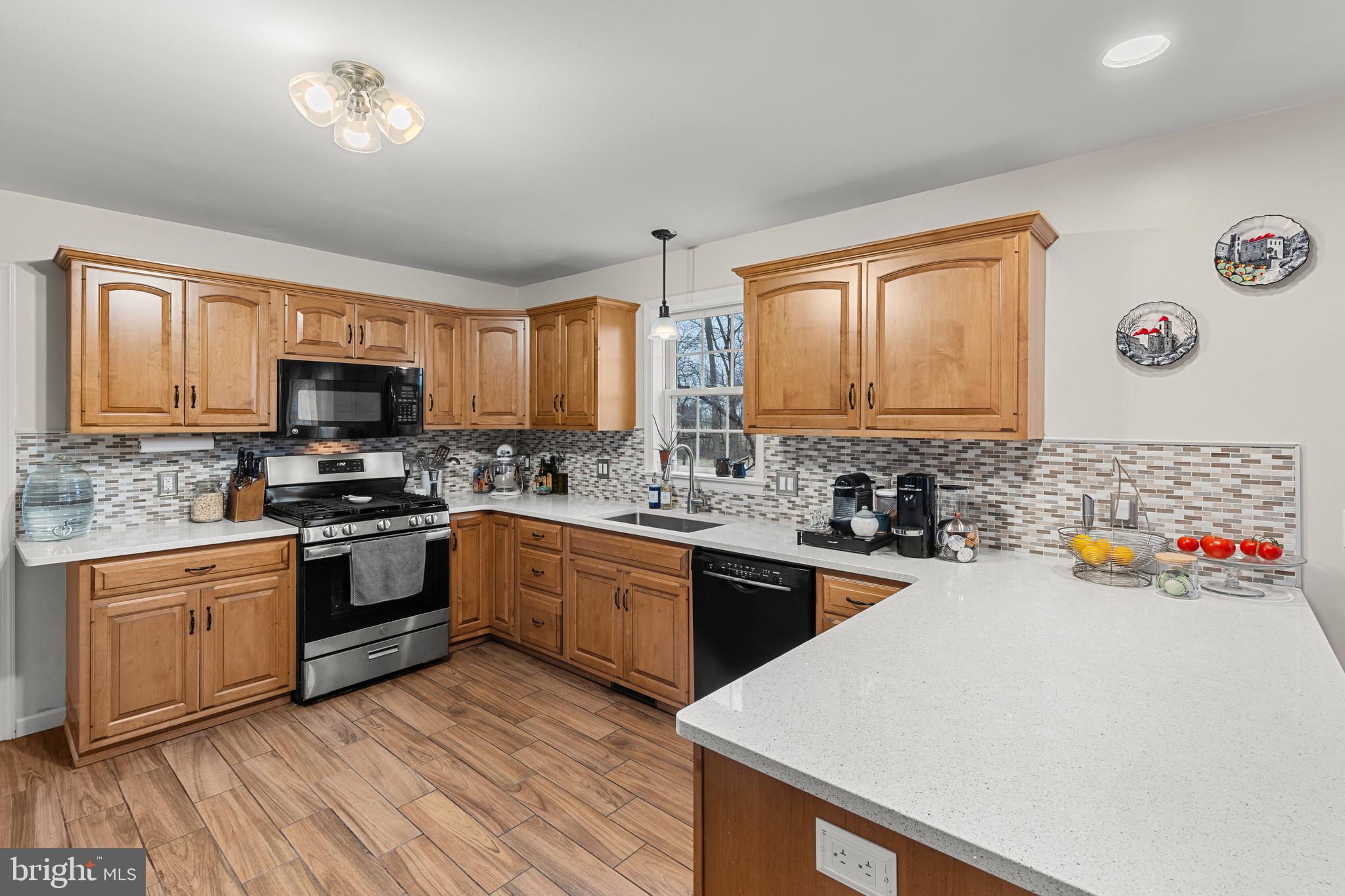 GABLES AT JACKSON - Residential