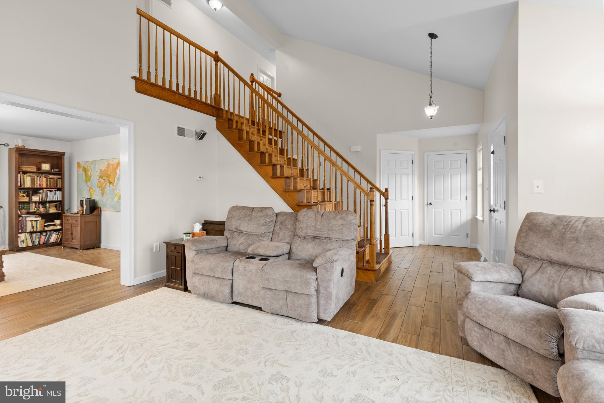 GABLES AT JACKSON - Residential