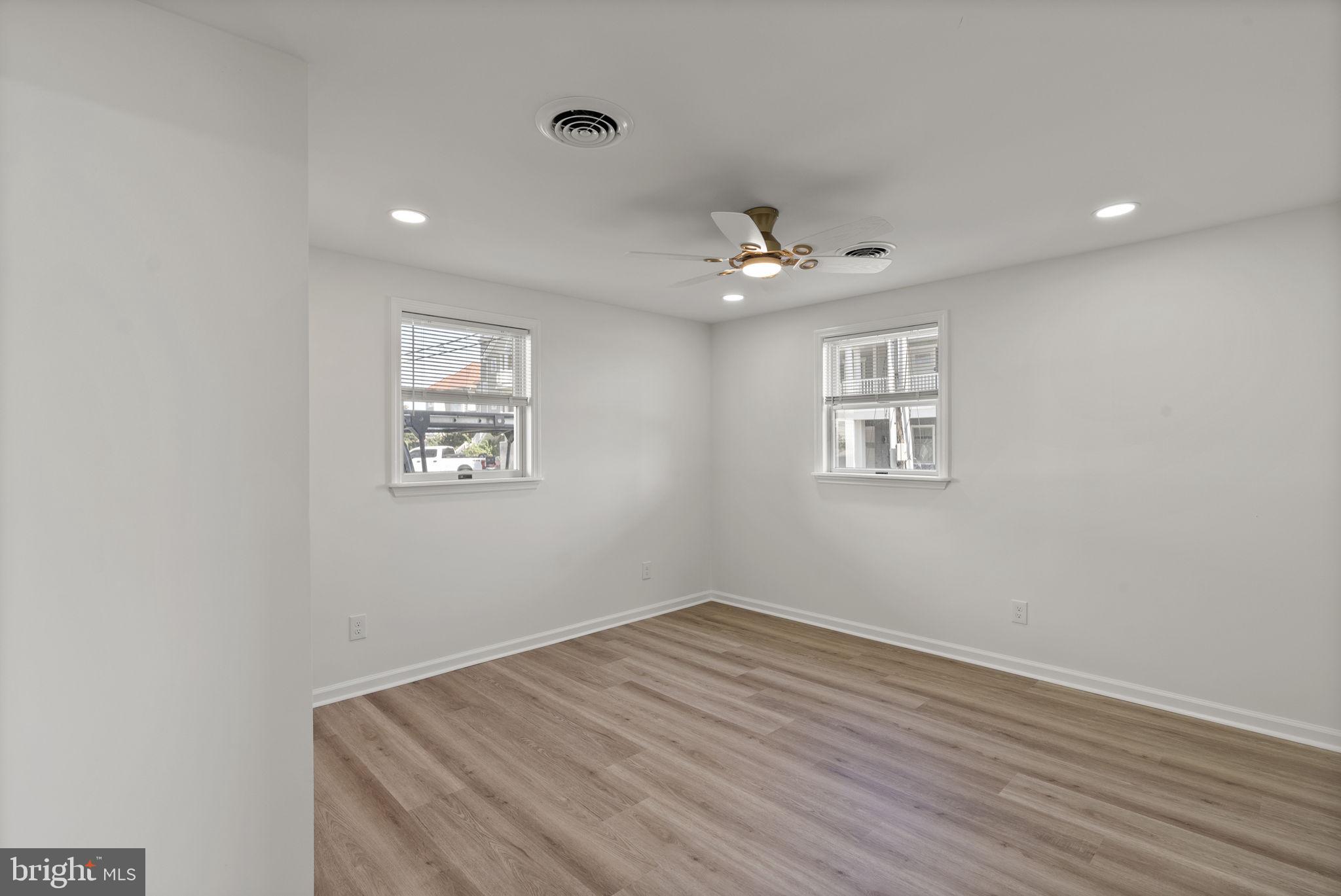 MILLERS ISLAND - Residential