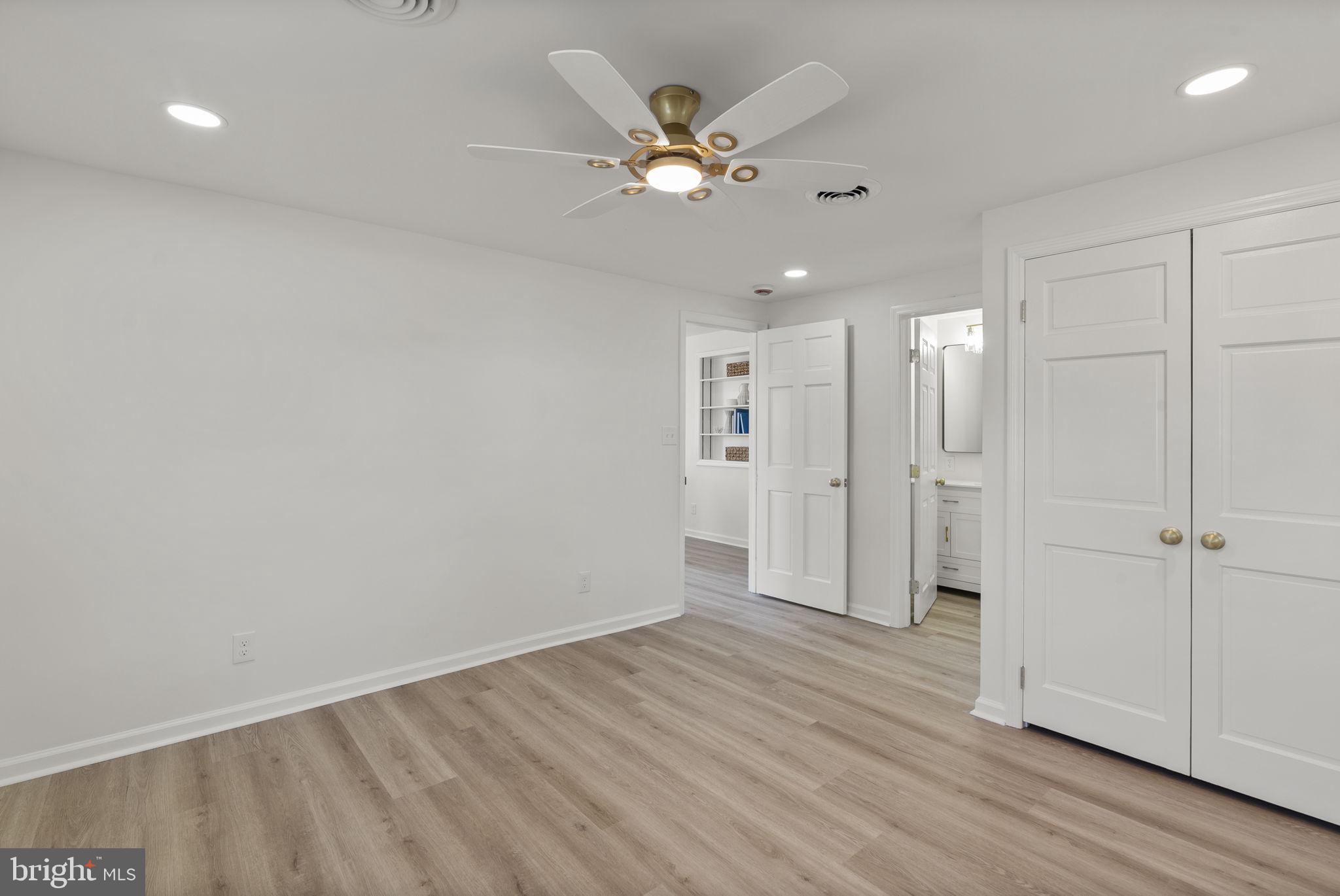 MILLERS ISLAND - Residential