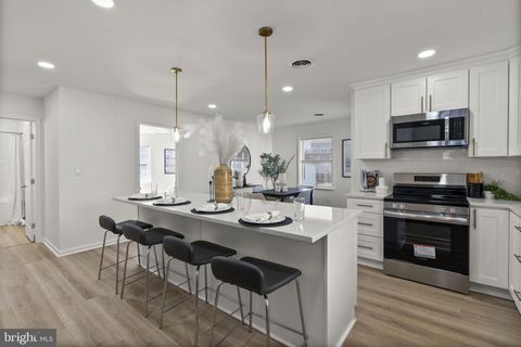 Homes For Sale - 2806 Bay Drive<br/> SPARROWS POINT, MD 21219