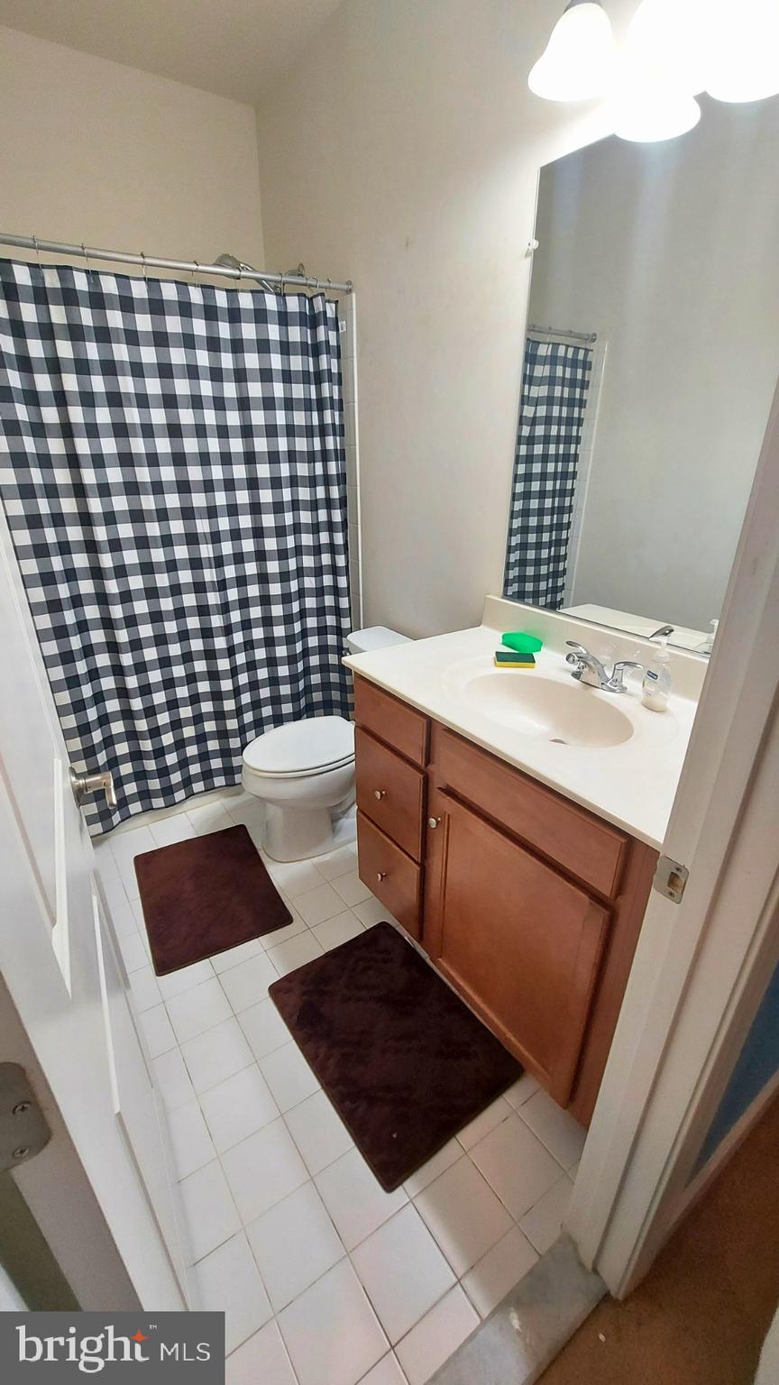 MARLBORO RIDING-PLAT 1> - Residential