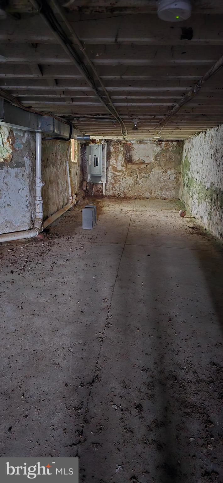 WEST PHILADELPHIA - Residential