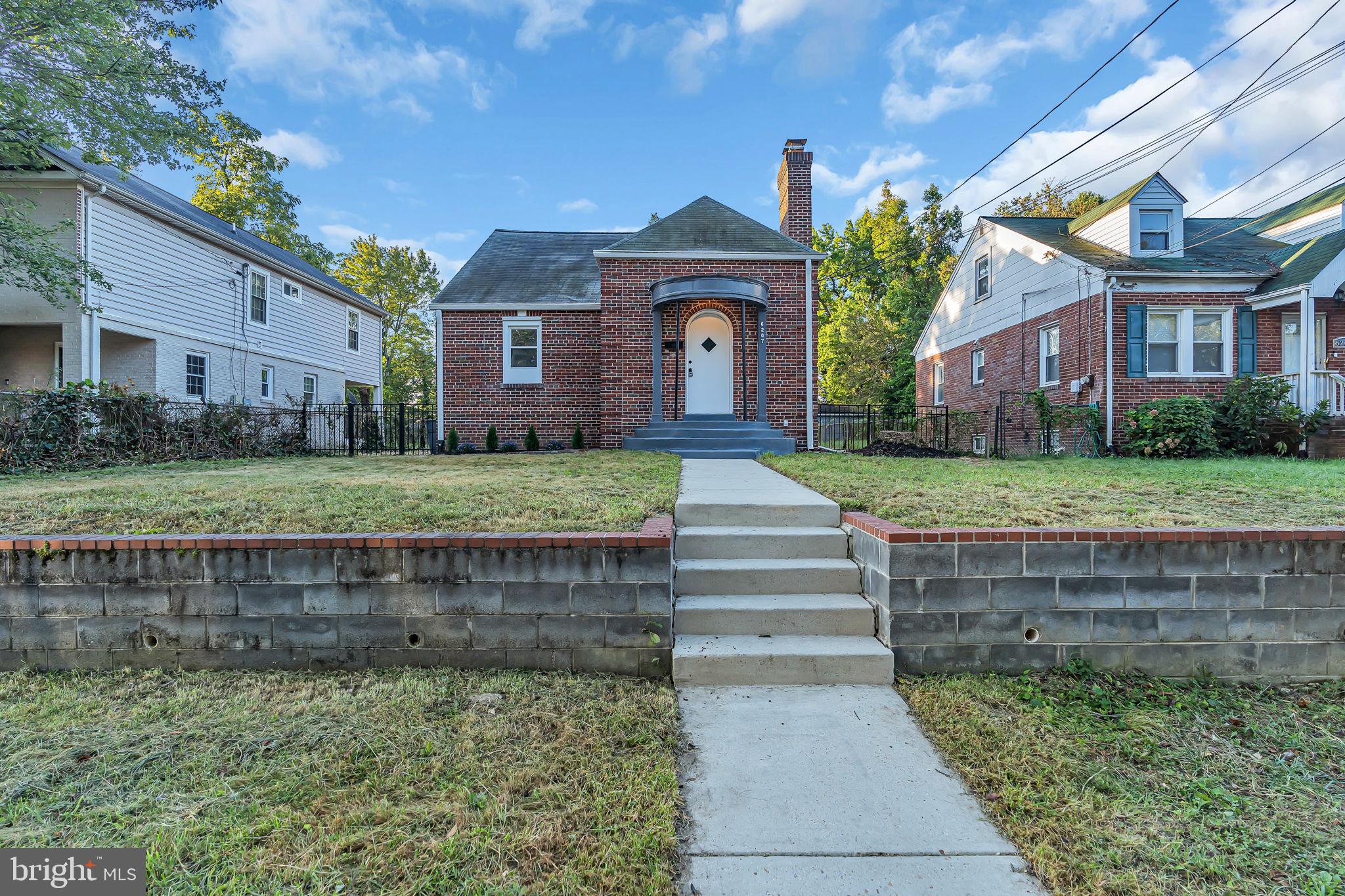 DISTRICT HEIGHTS - Residential