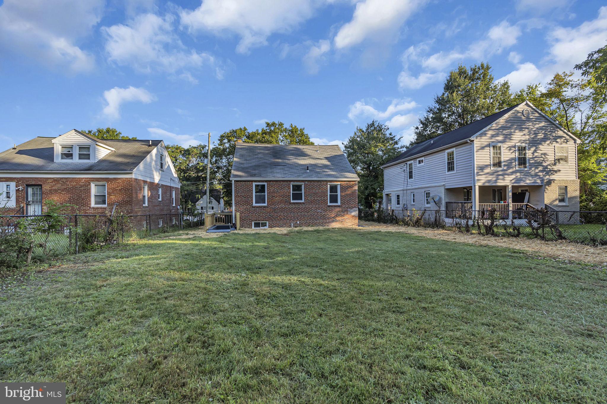 DISTRICT HEIGHTS - Residential