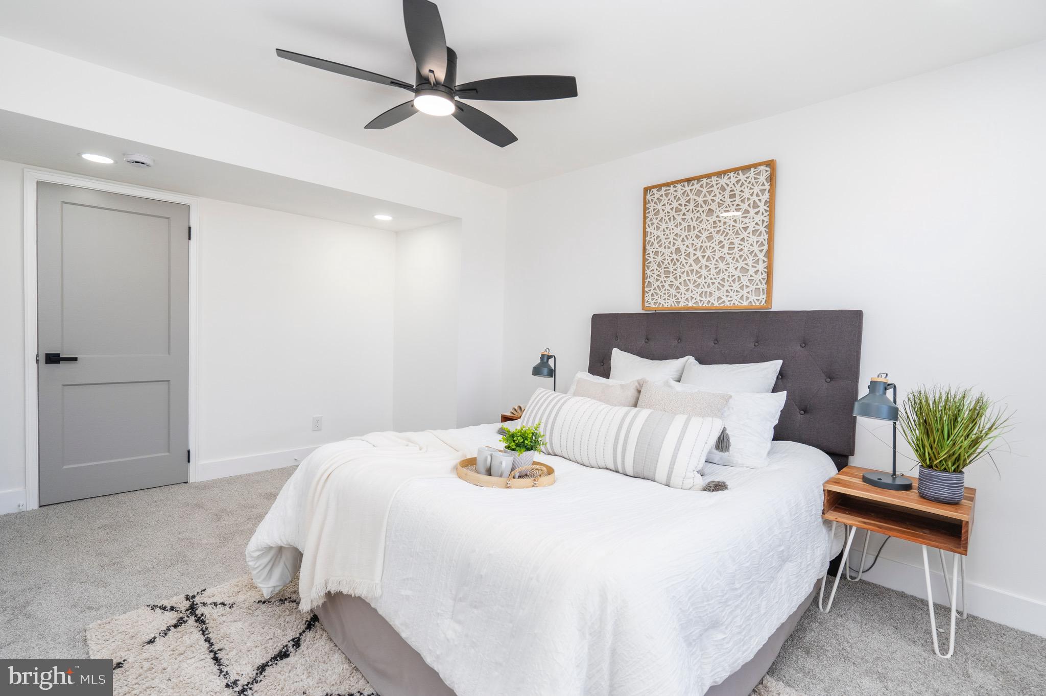 PERRING LOCH - Residential