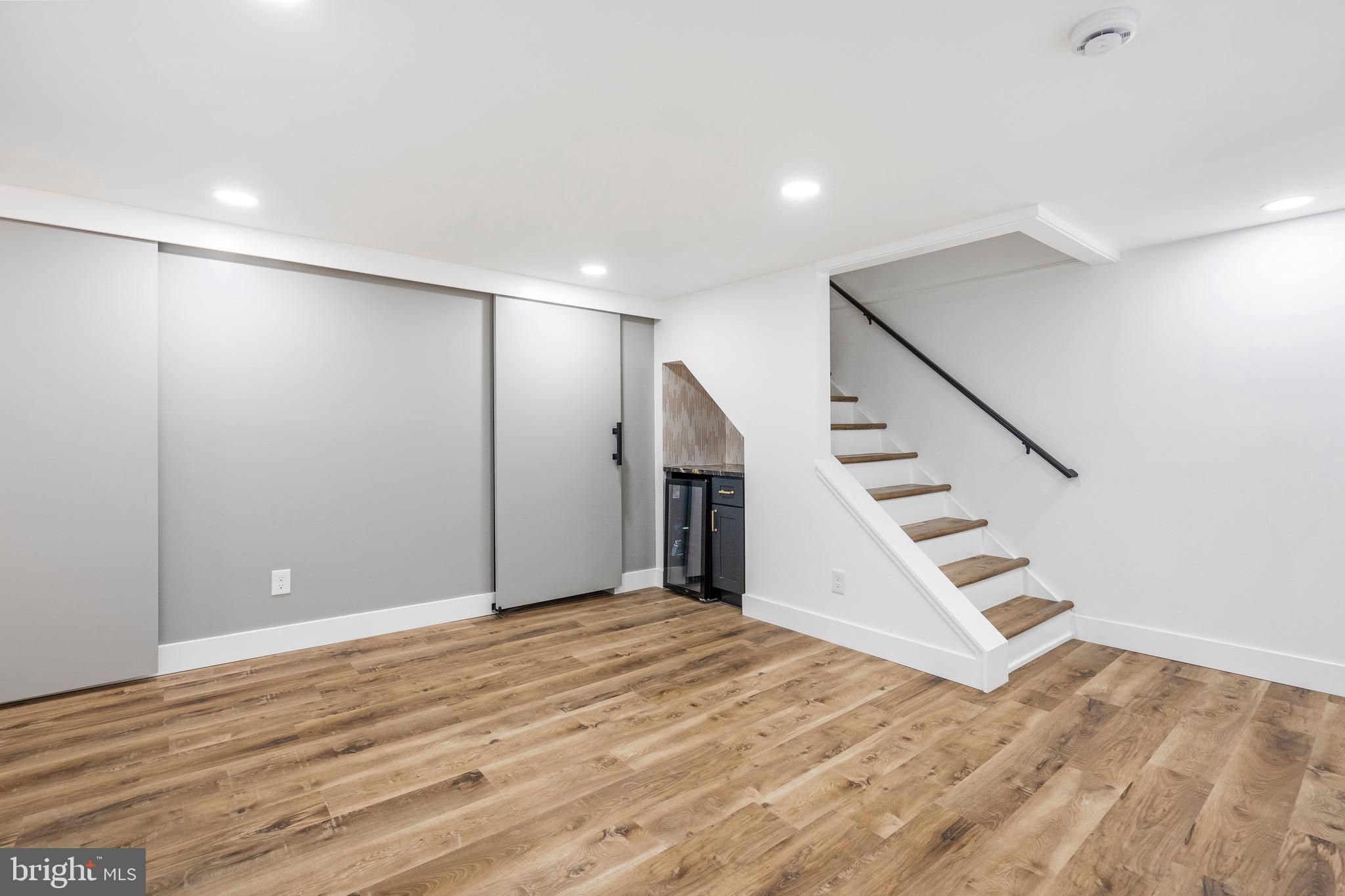 PERRING LOCH - Residential