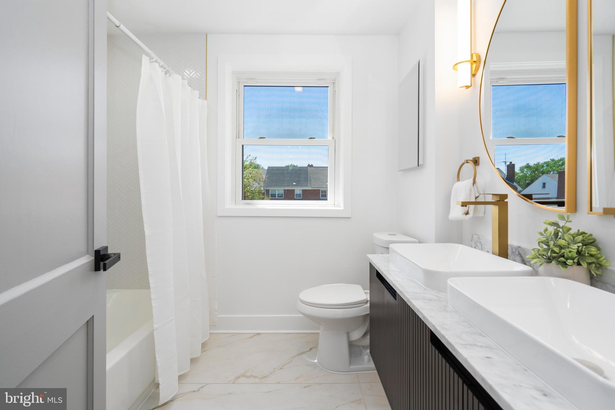 PERRING LOCH - Residential