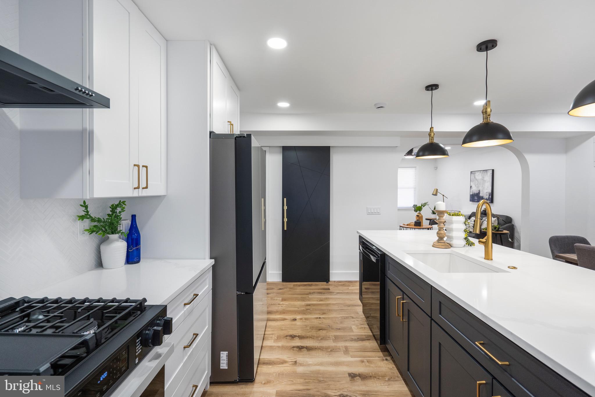 PERRING LOCH - Residential