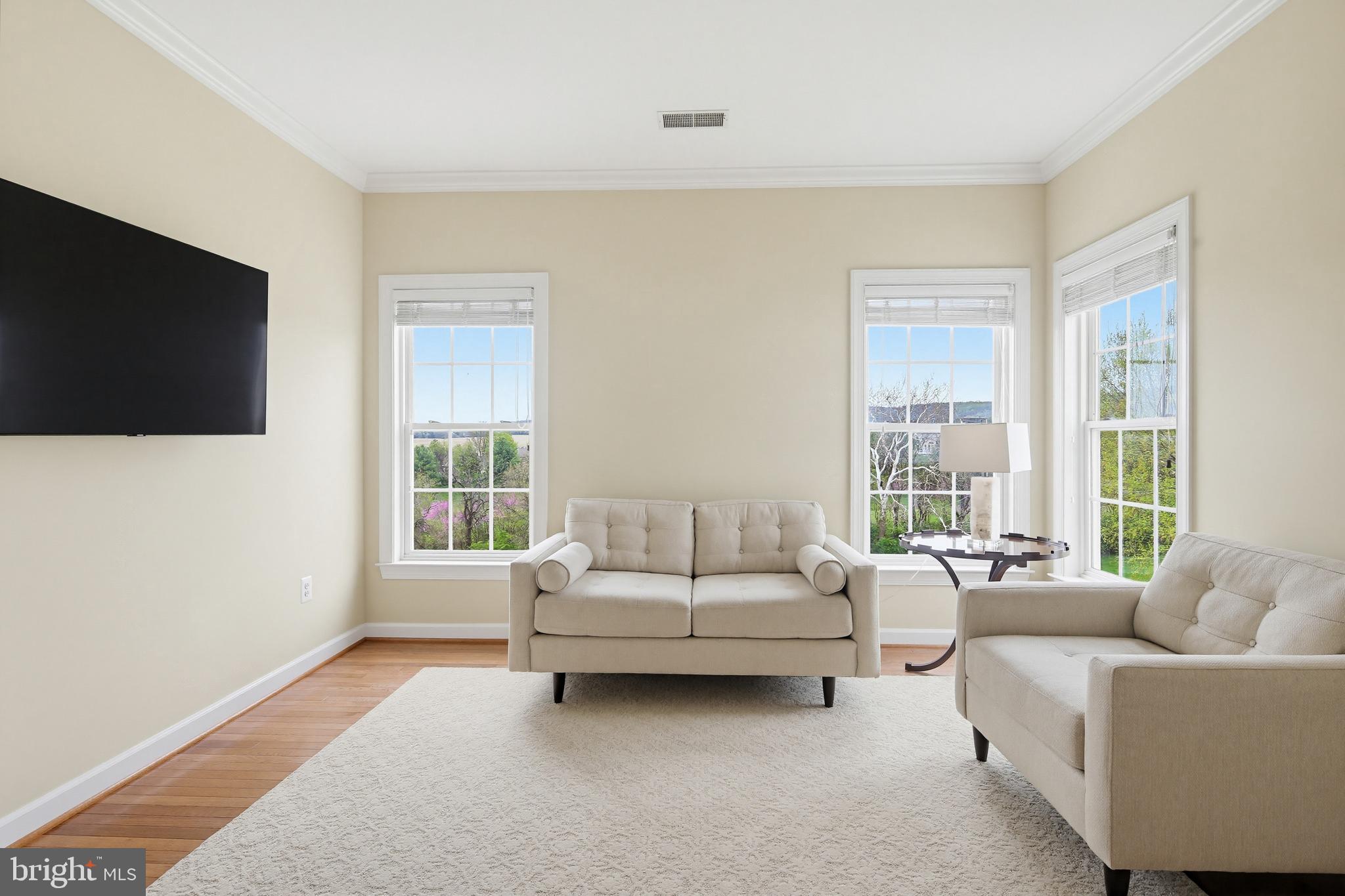 GLENBROOK - Residential