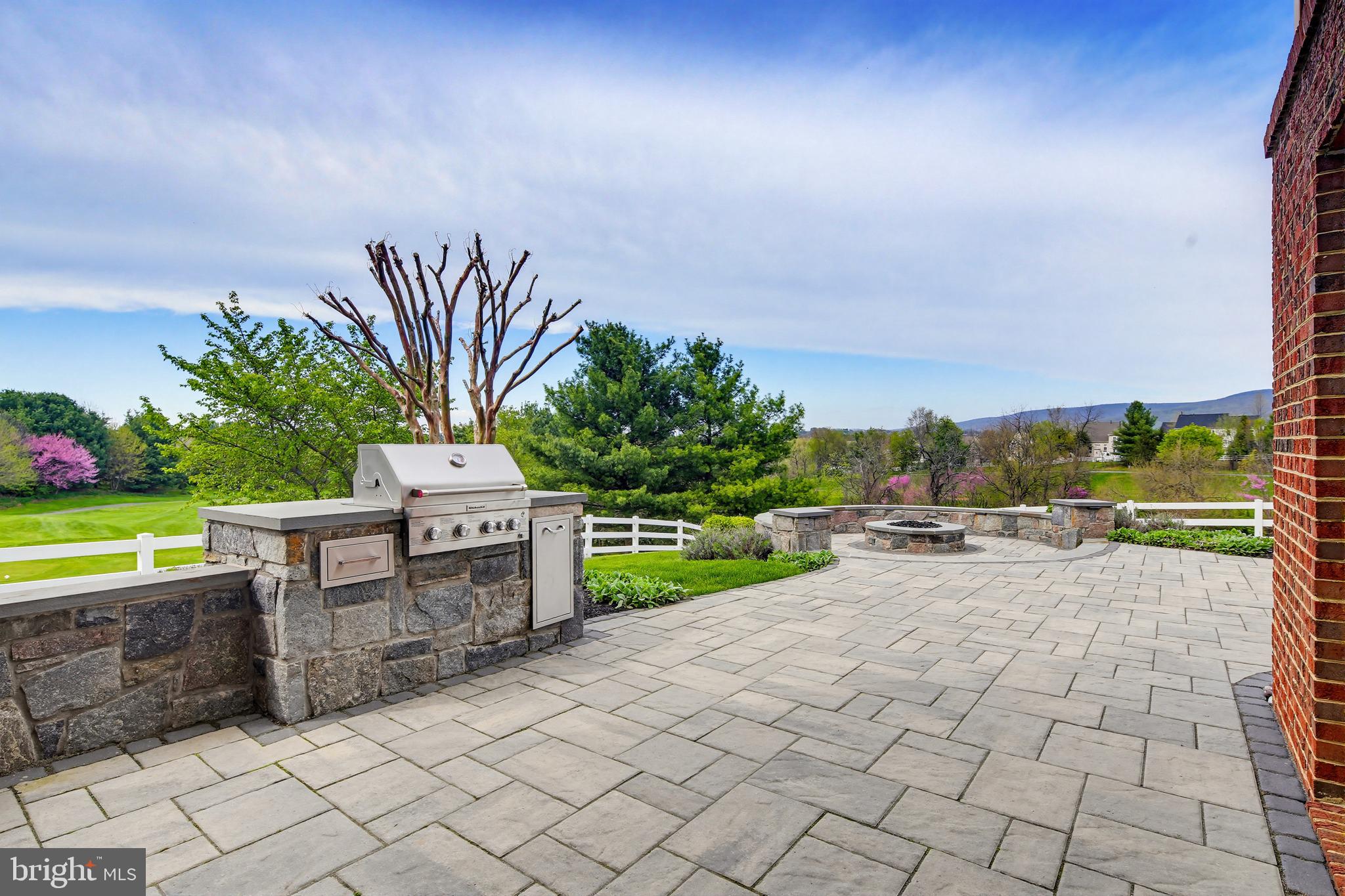 GLENBROOK - Residential