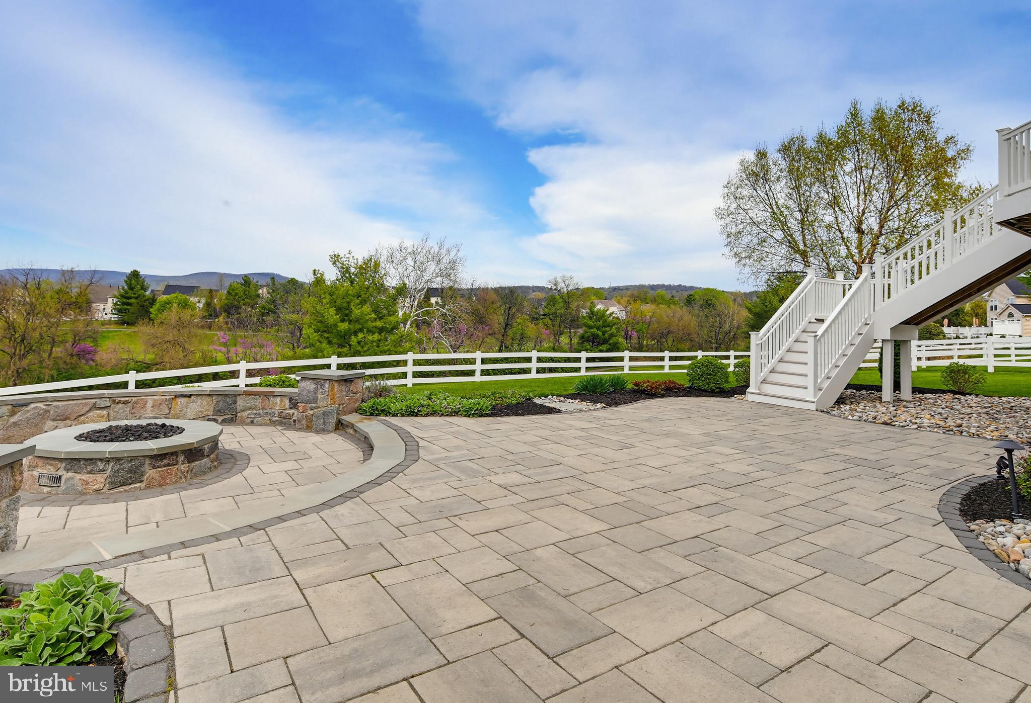 GLENBROOK - Residential