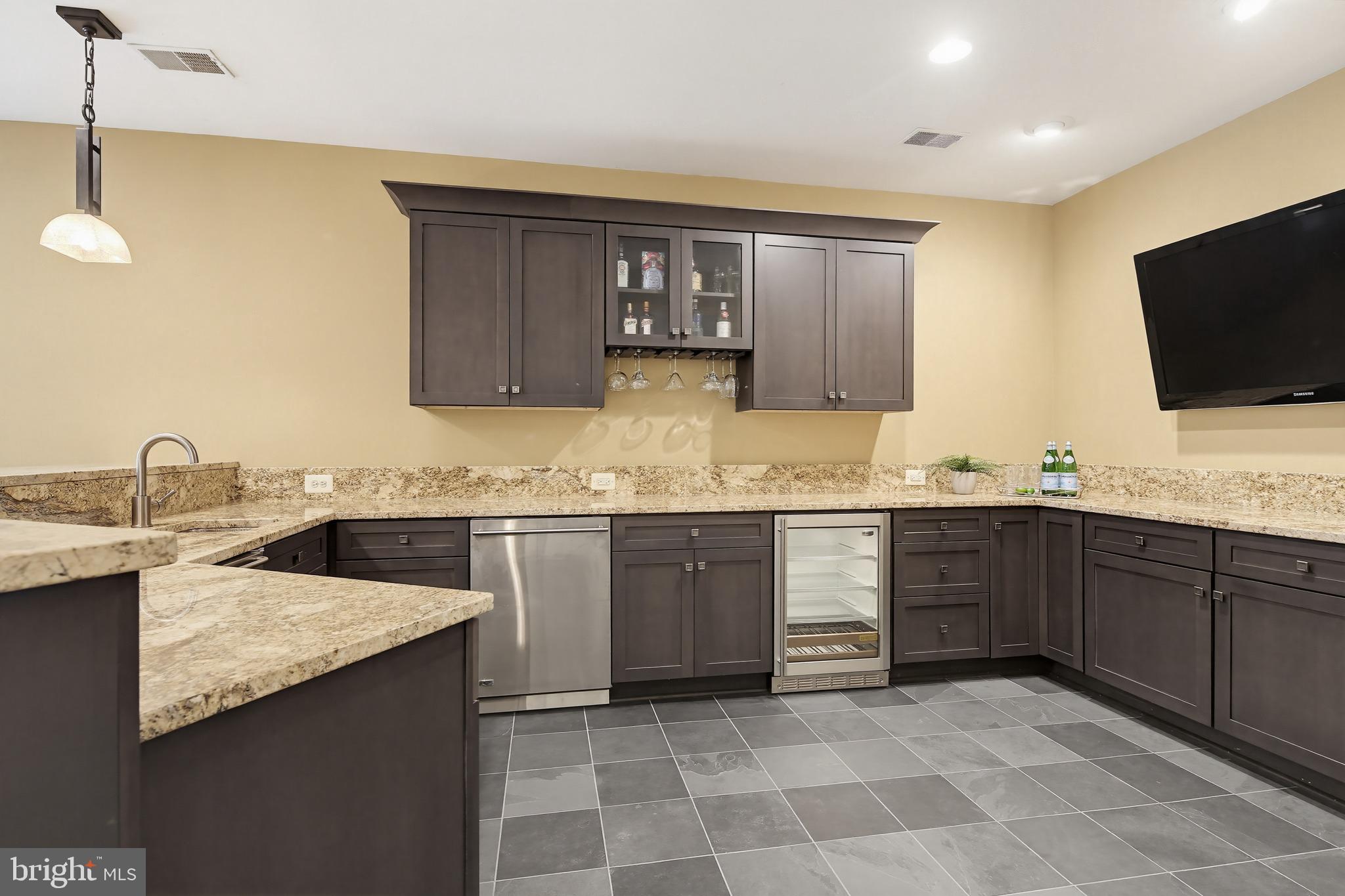 GLENBROOK - Residential