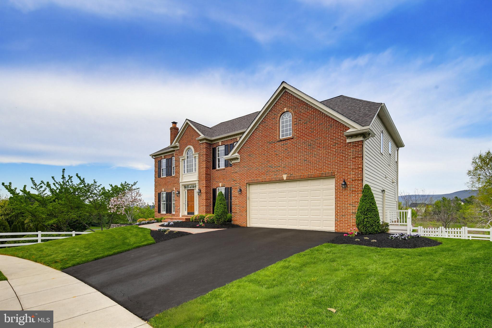 GLENBROOK - Residential