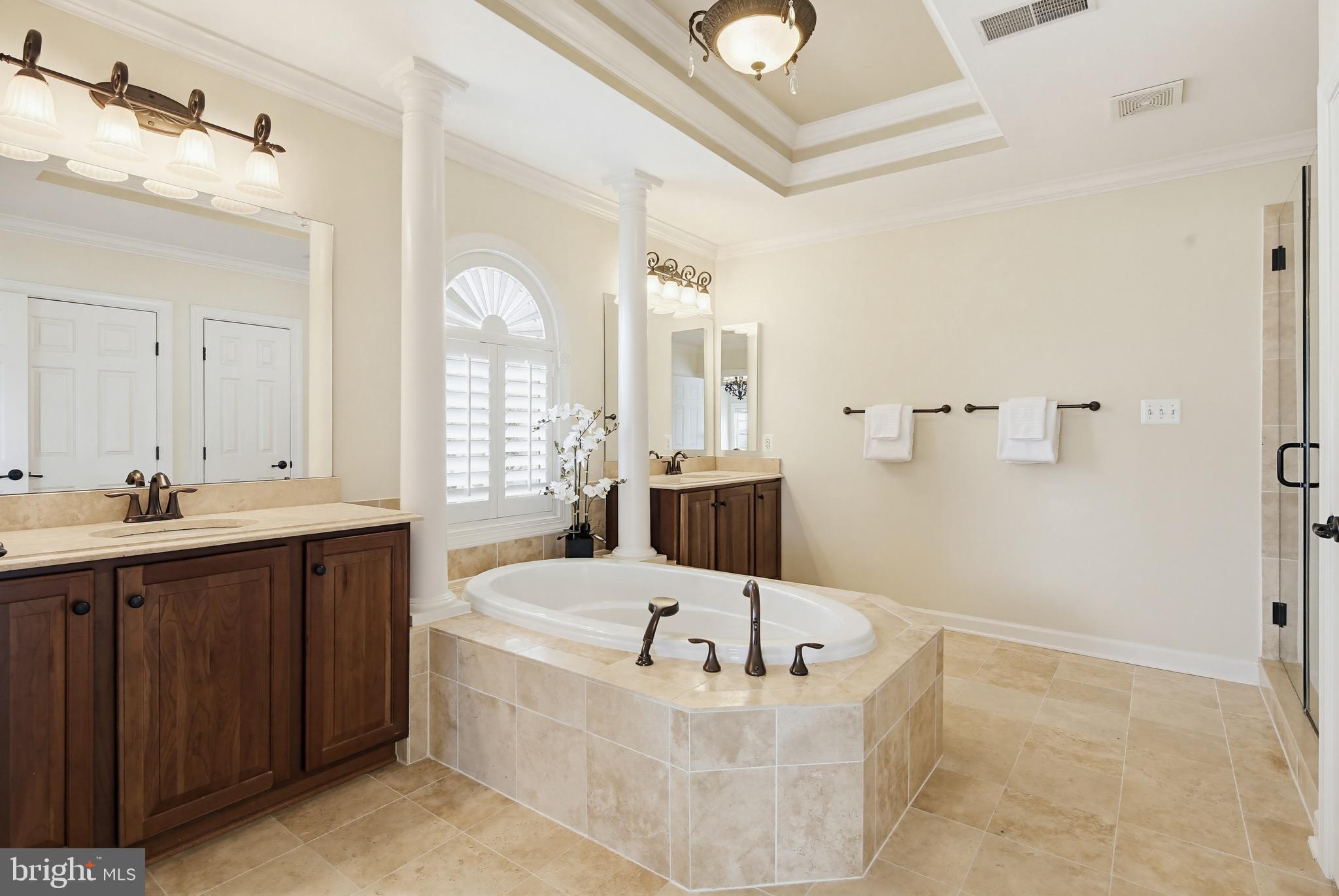 GLENBROOK - Residential