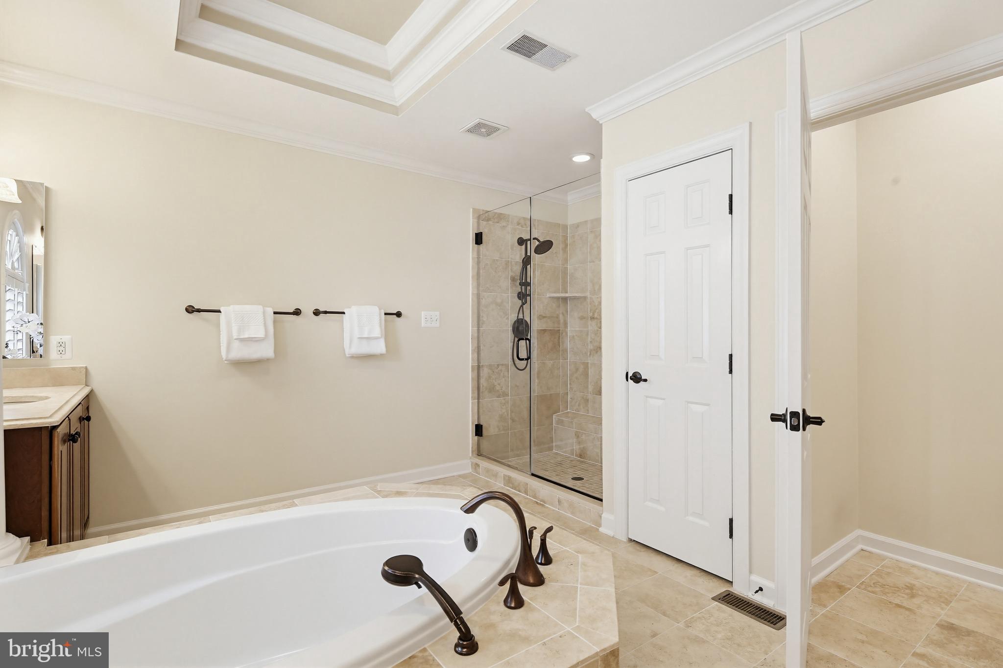 GLENBROOK - Residential