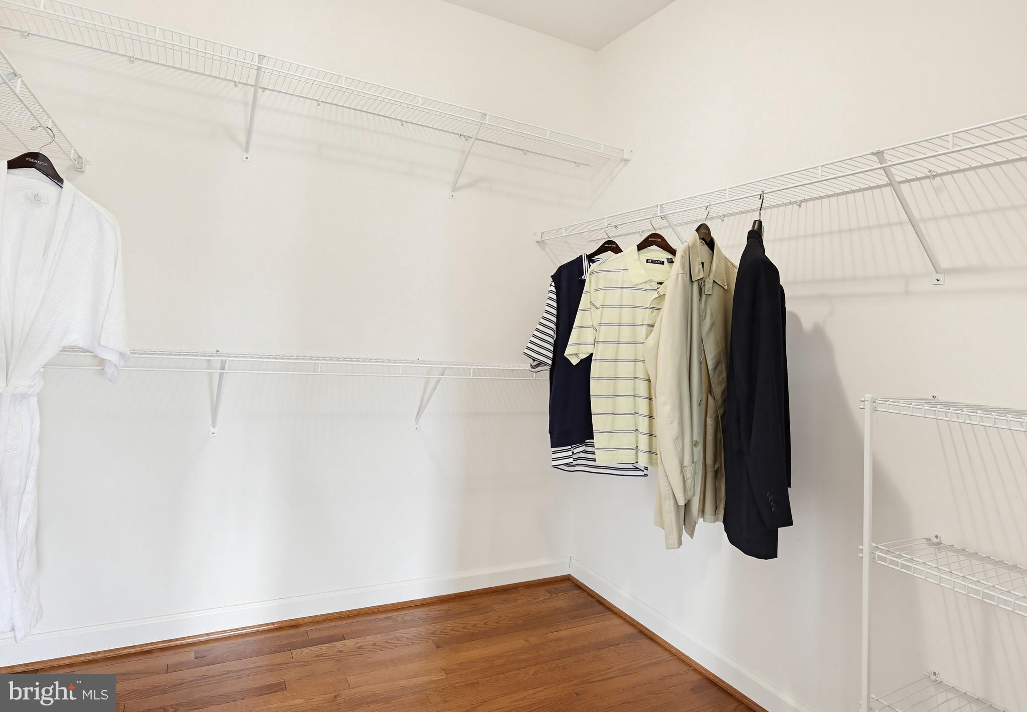 GLENBROOK - Residential