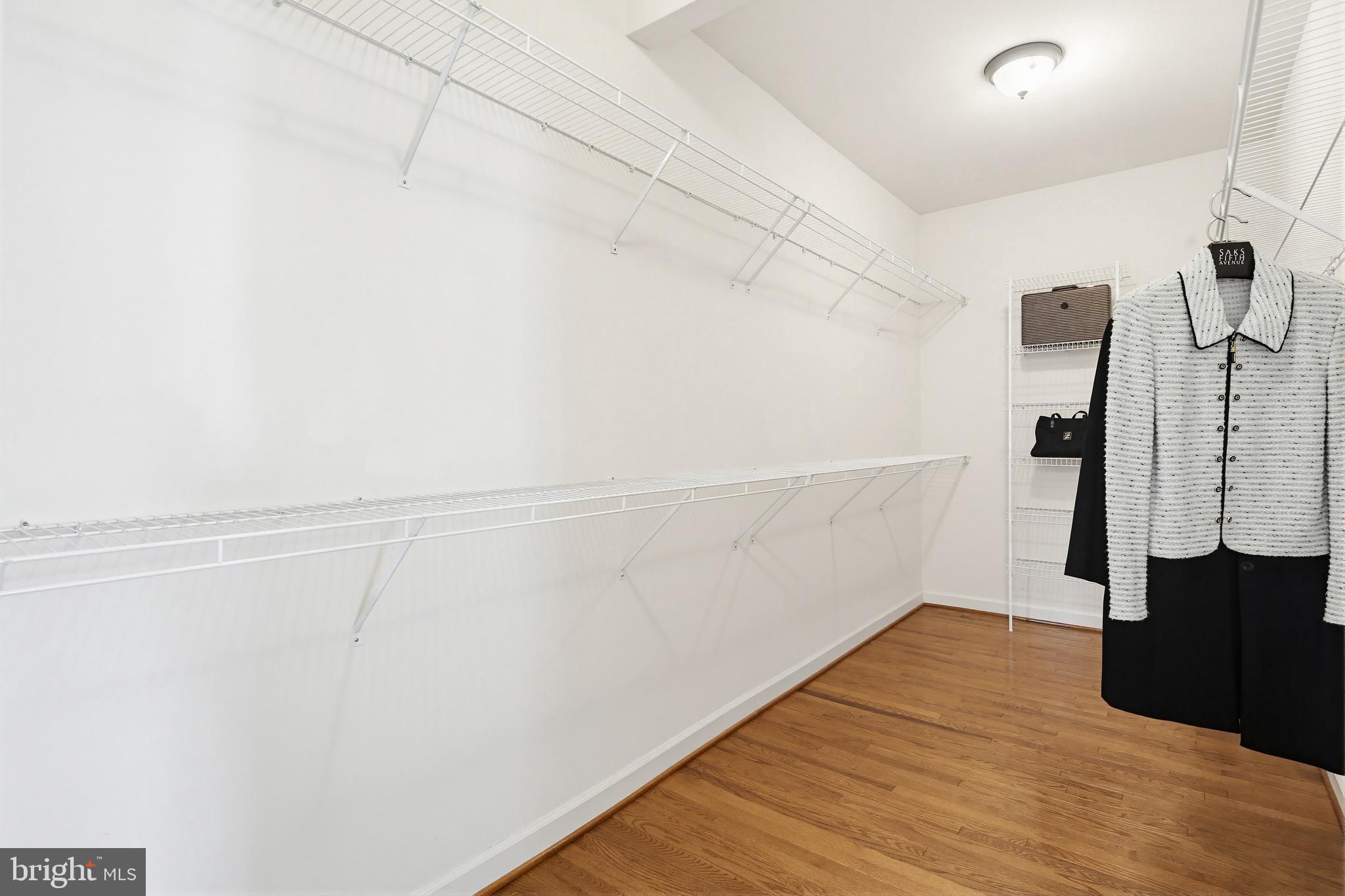 GLENBROOK - Residential