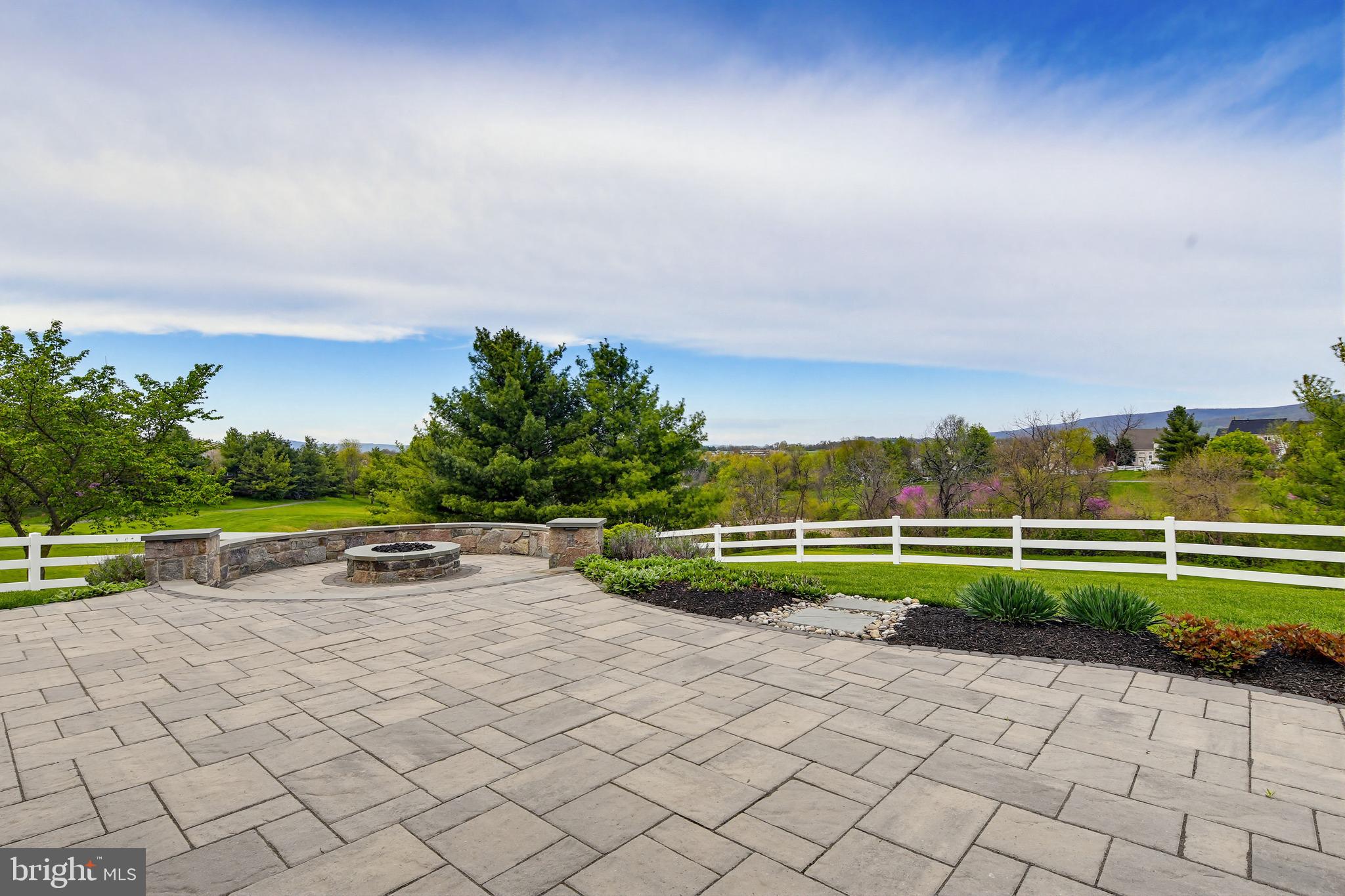 GLENBROOK - Residential