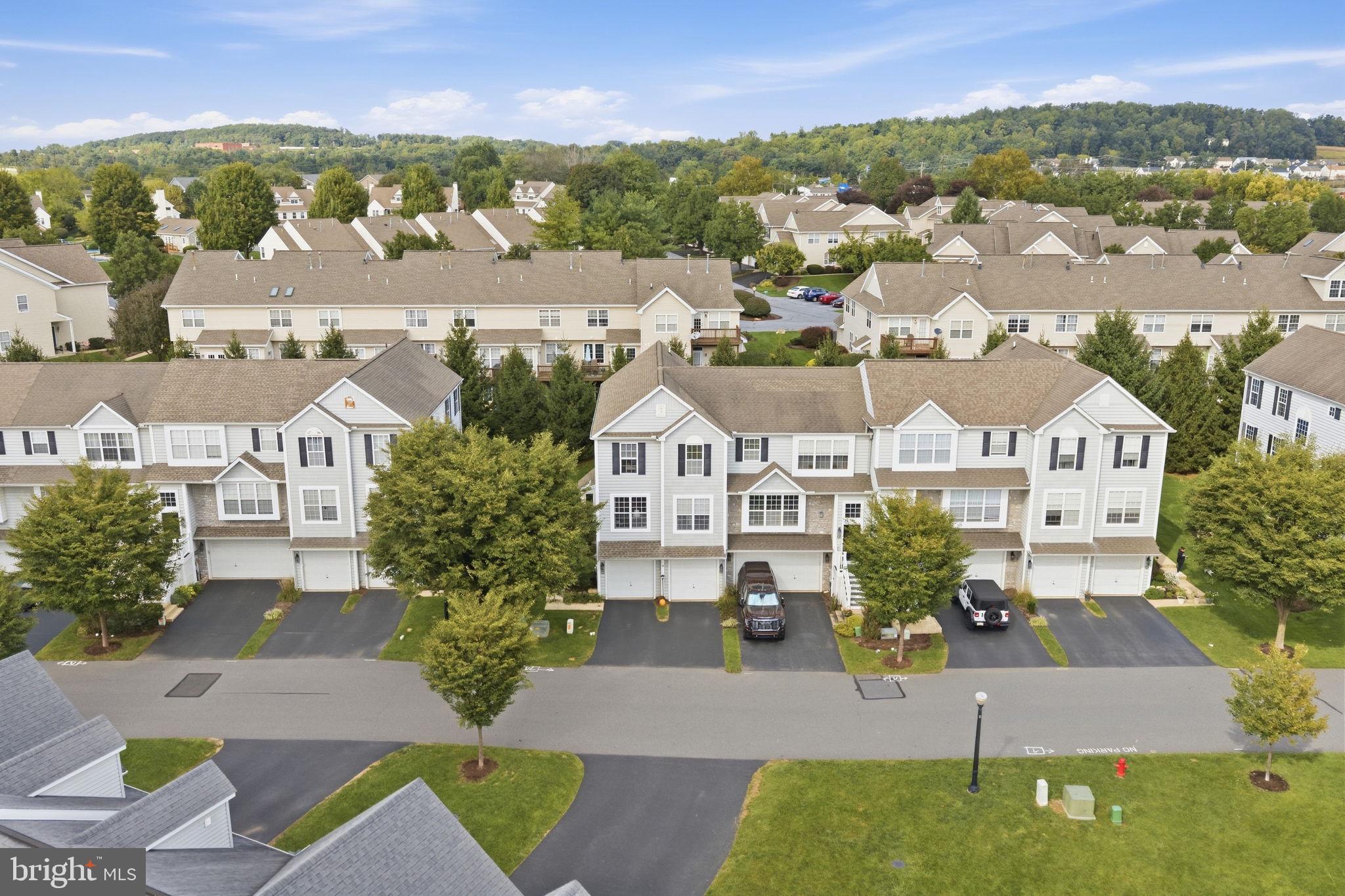 401 HEATHER WAY