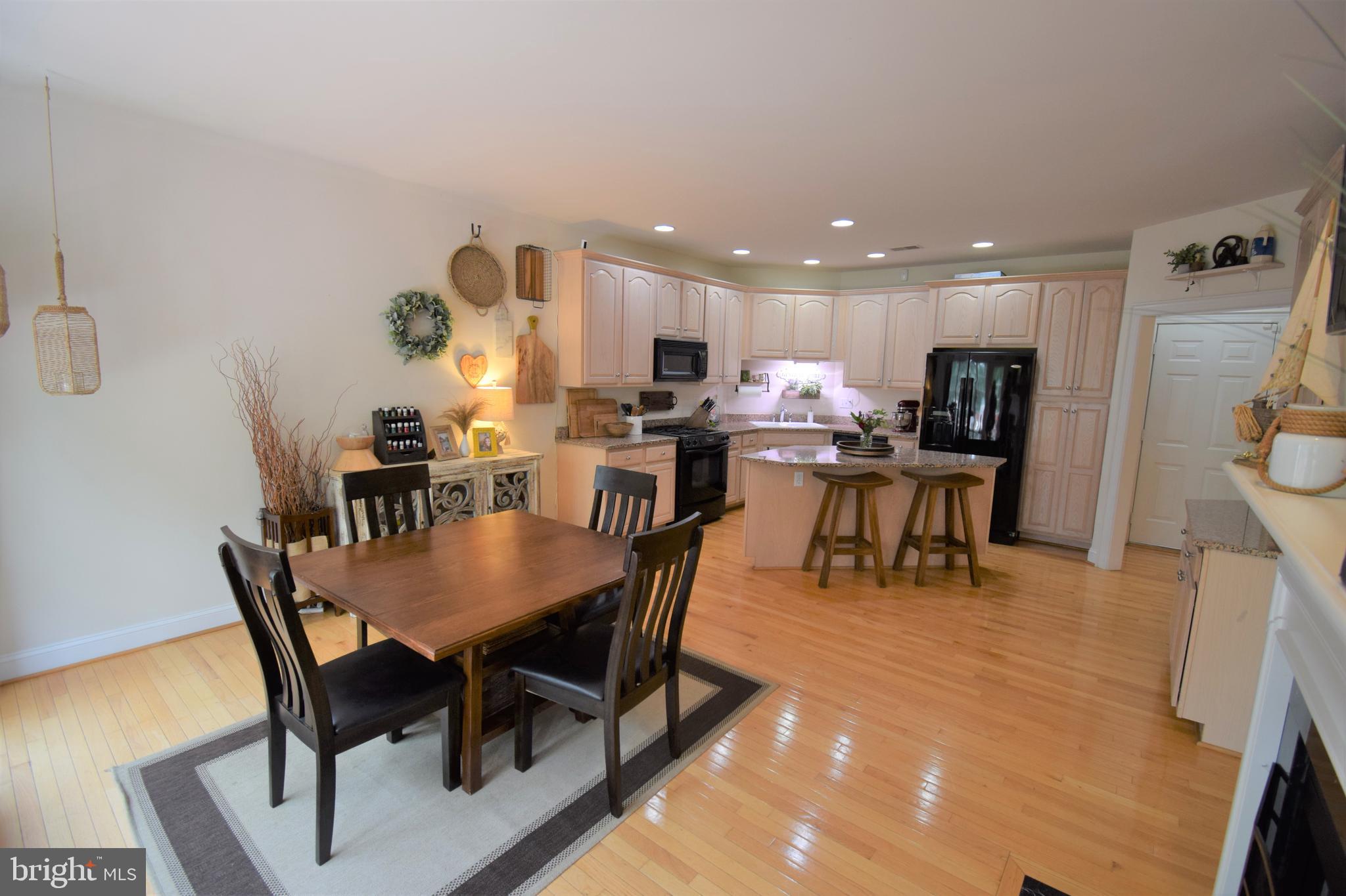 POWELLS LANDING - Residential Lease