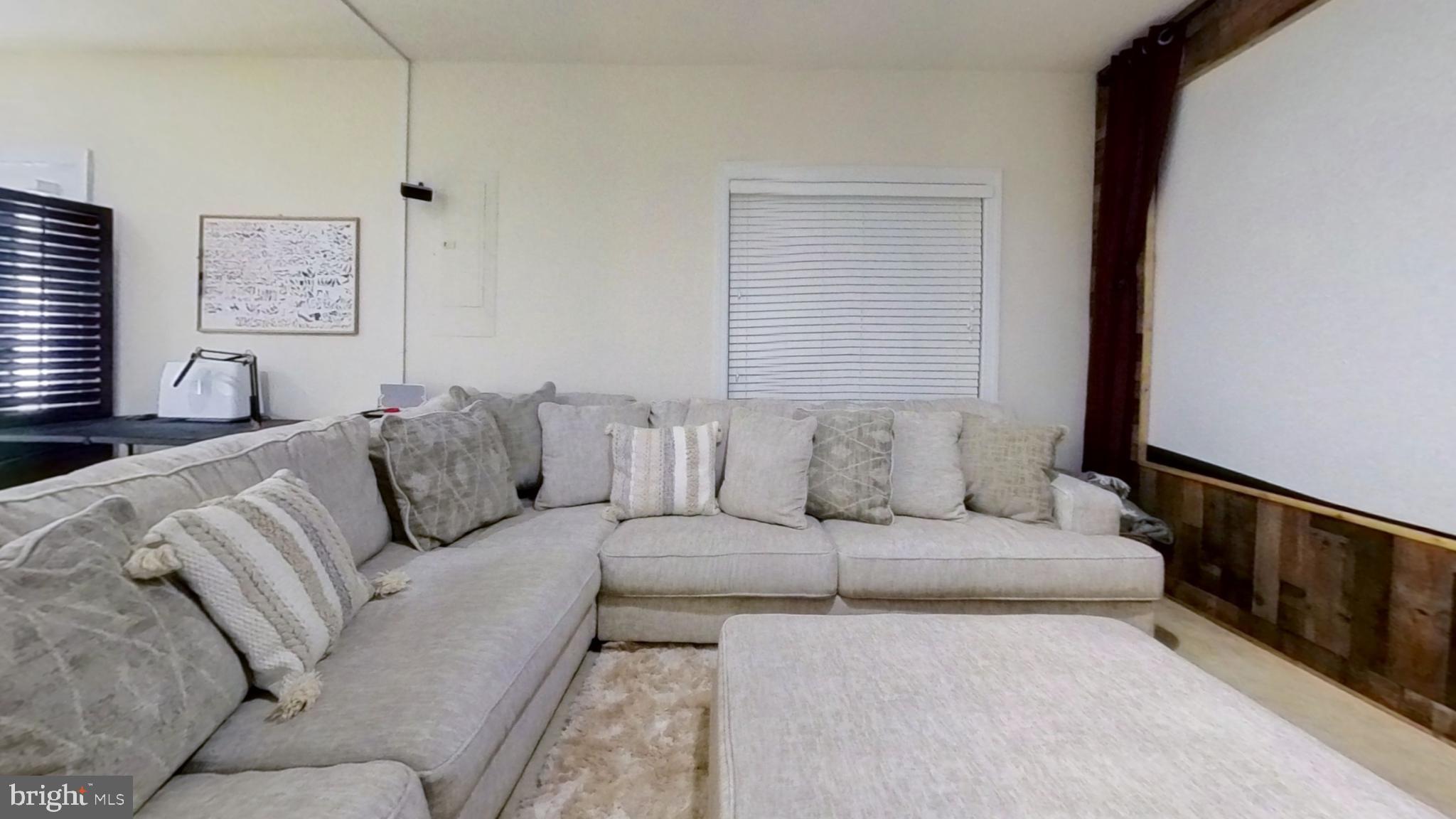 POWELLS LANDING - Residential Lease