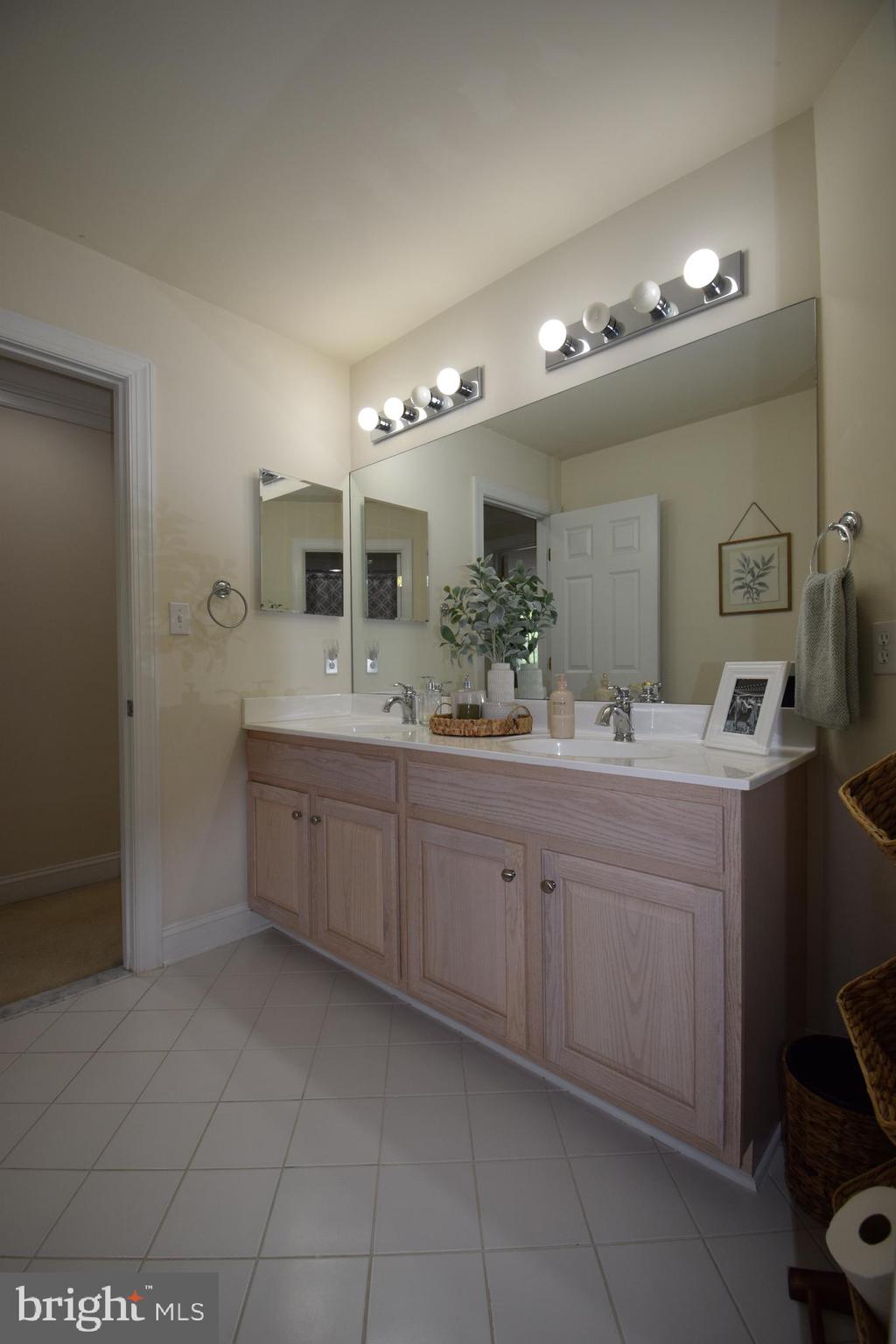 POWELLS LANDING - Residential Lease