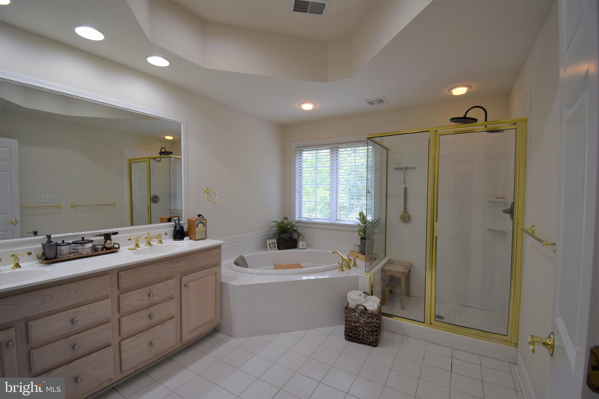 POWELLS LANDING - Residential Lease