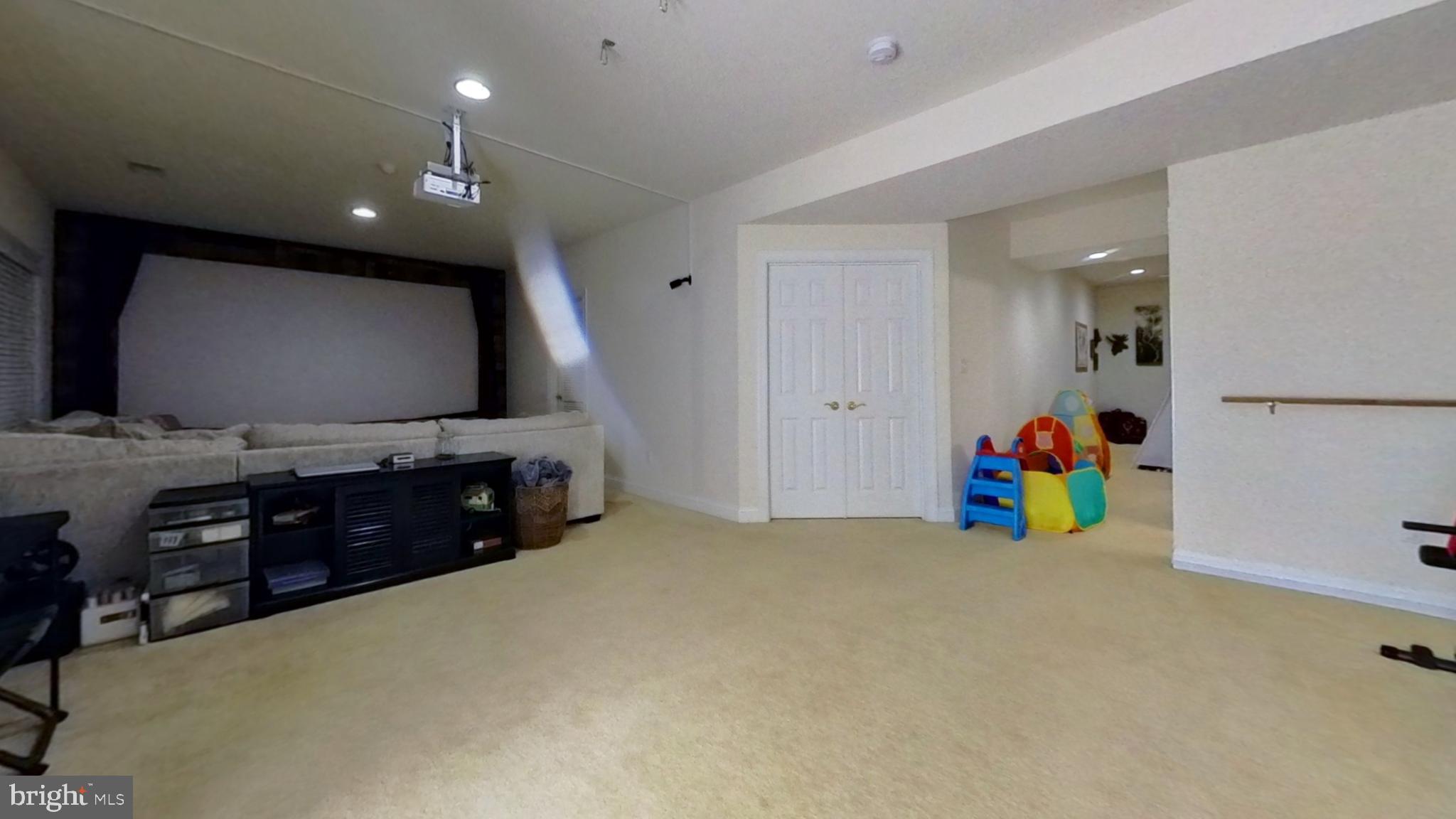 POWELLS LANDING - Residential Lease