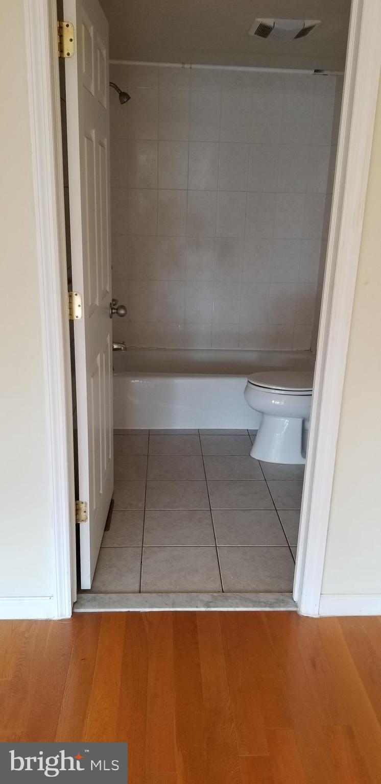 SPRING ARTS - Residential Lease