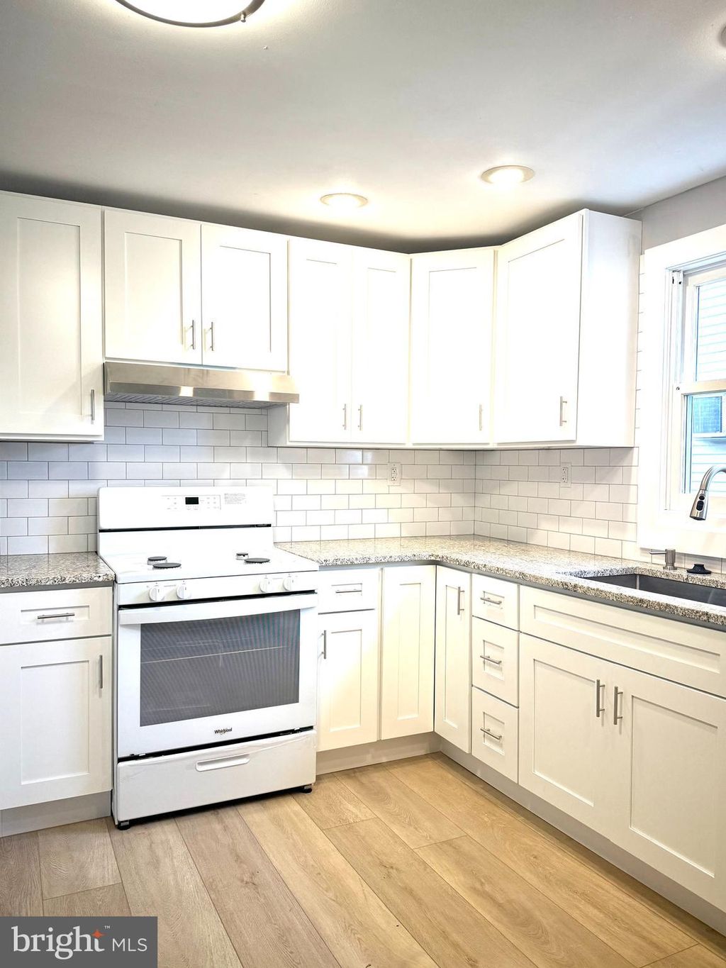 Photo of 653 Pine Street, BRISTOL, PA 19007 (MLS # PABU2112534)