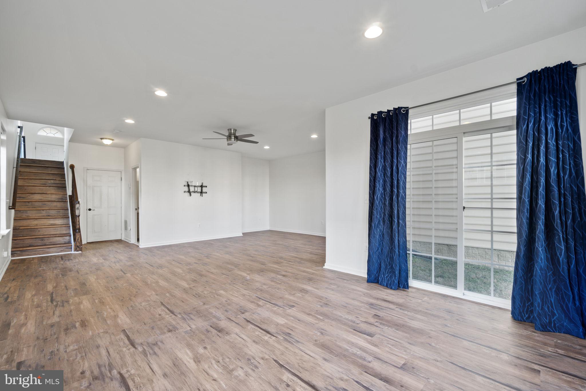 COLONIAL FORGE - Residential Lease