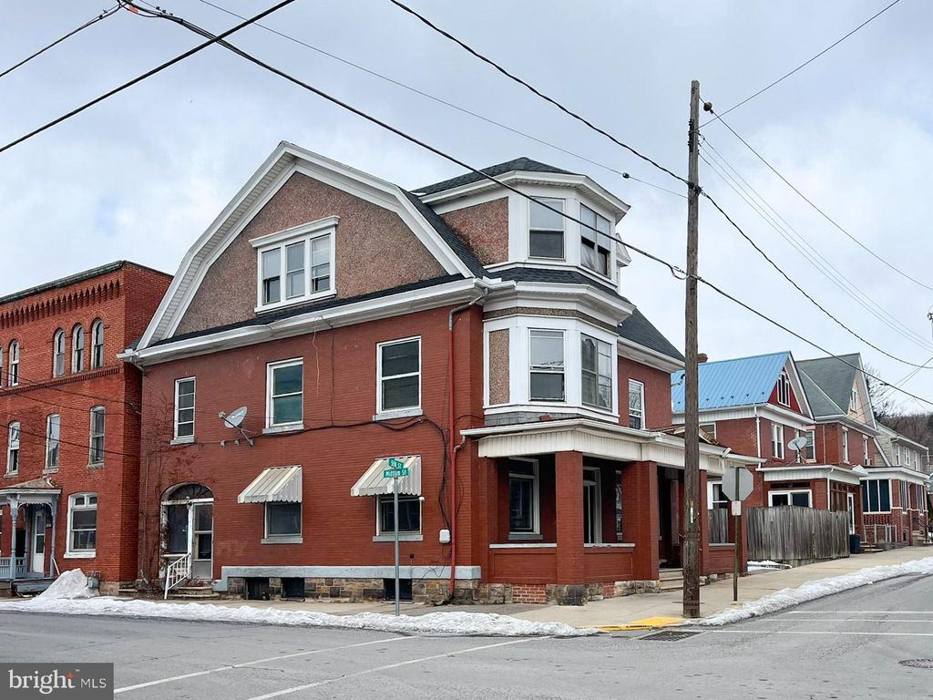 Photo of 401 5th Street, HUNTINGDON, PA 16652 (MLS # PAHU2023962)