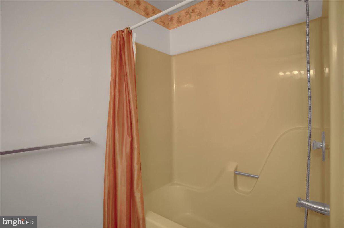 LAURICH - Residential