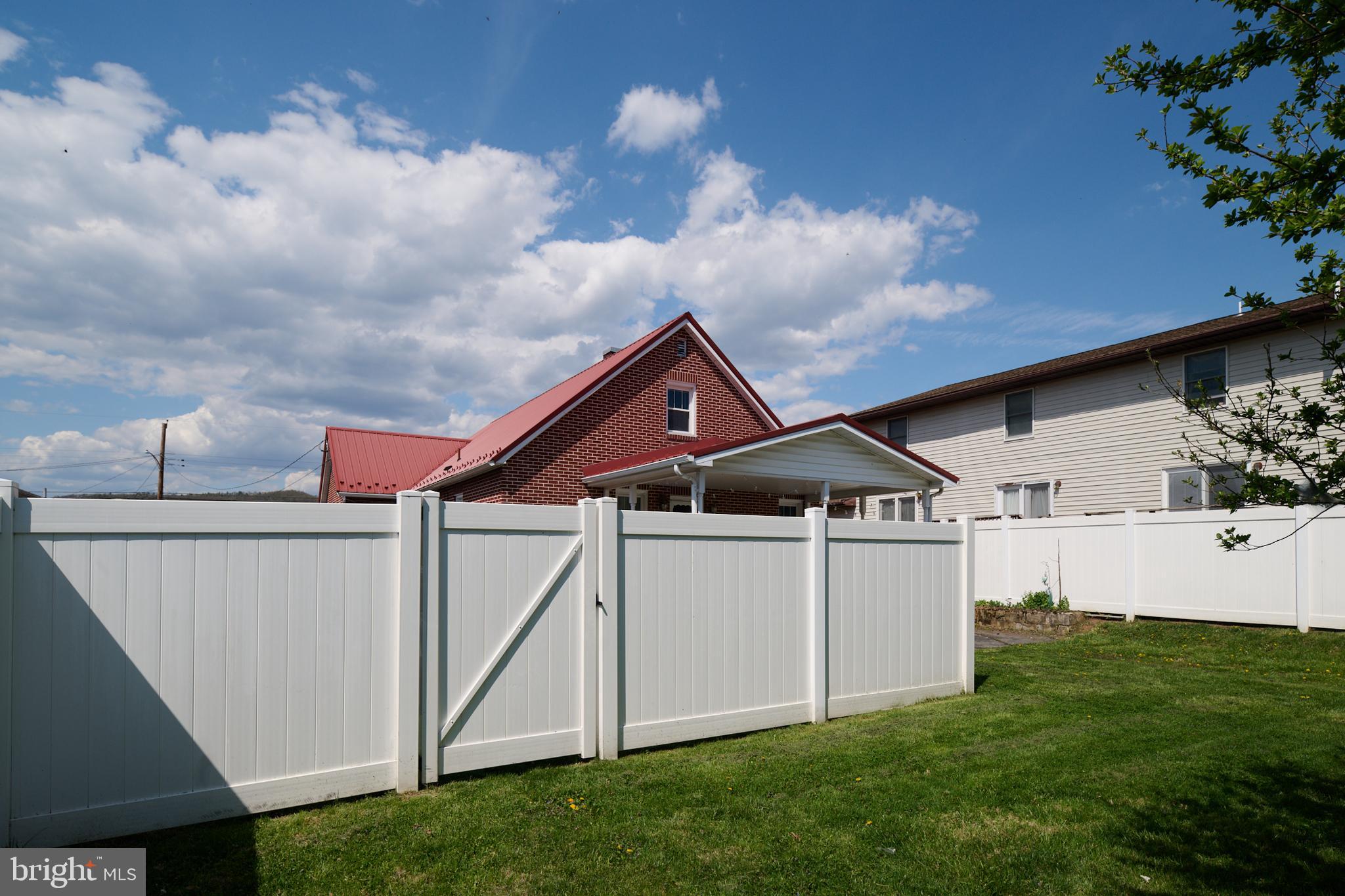 BELLEFONTE - Residential