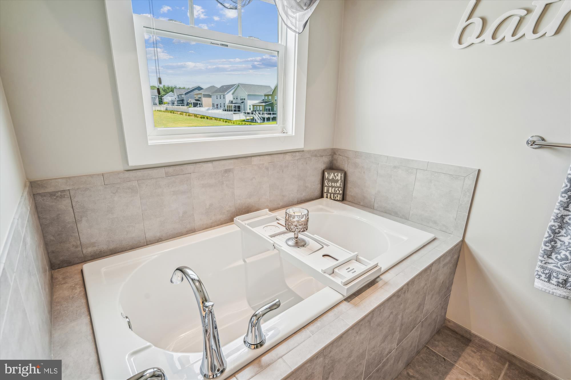 HARVEST RIDGE - Residential