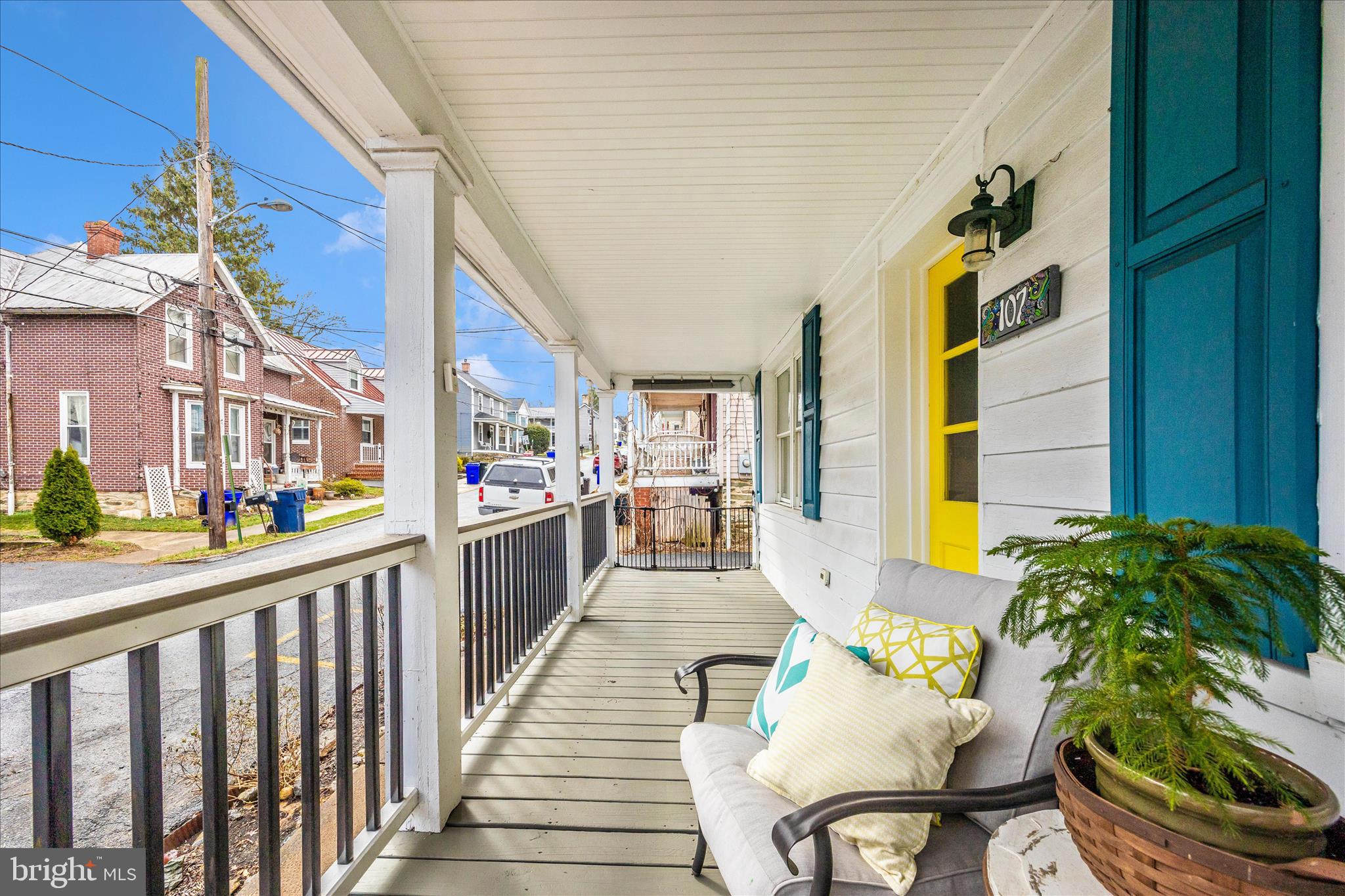 DOWNTOWN - Residential