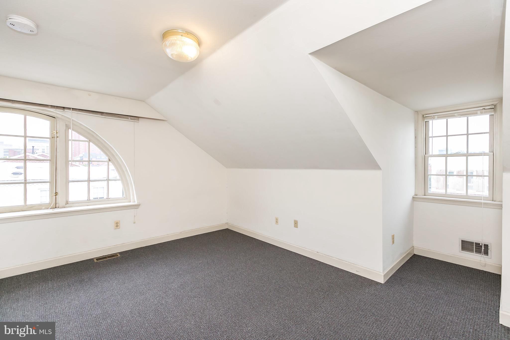 FEDERAL HILL HISTORIC DISTRICT - Residential Lease