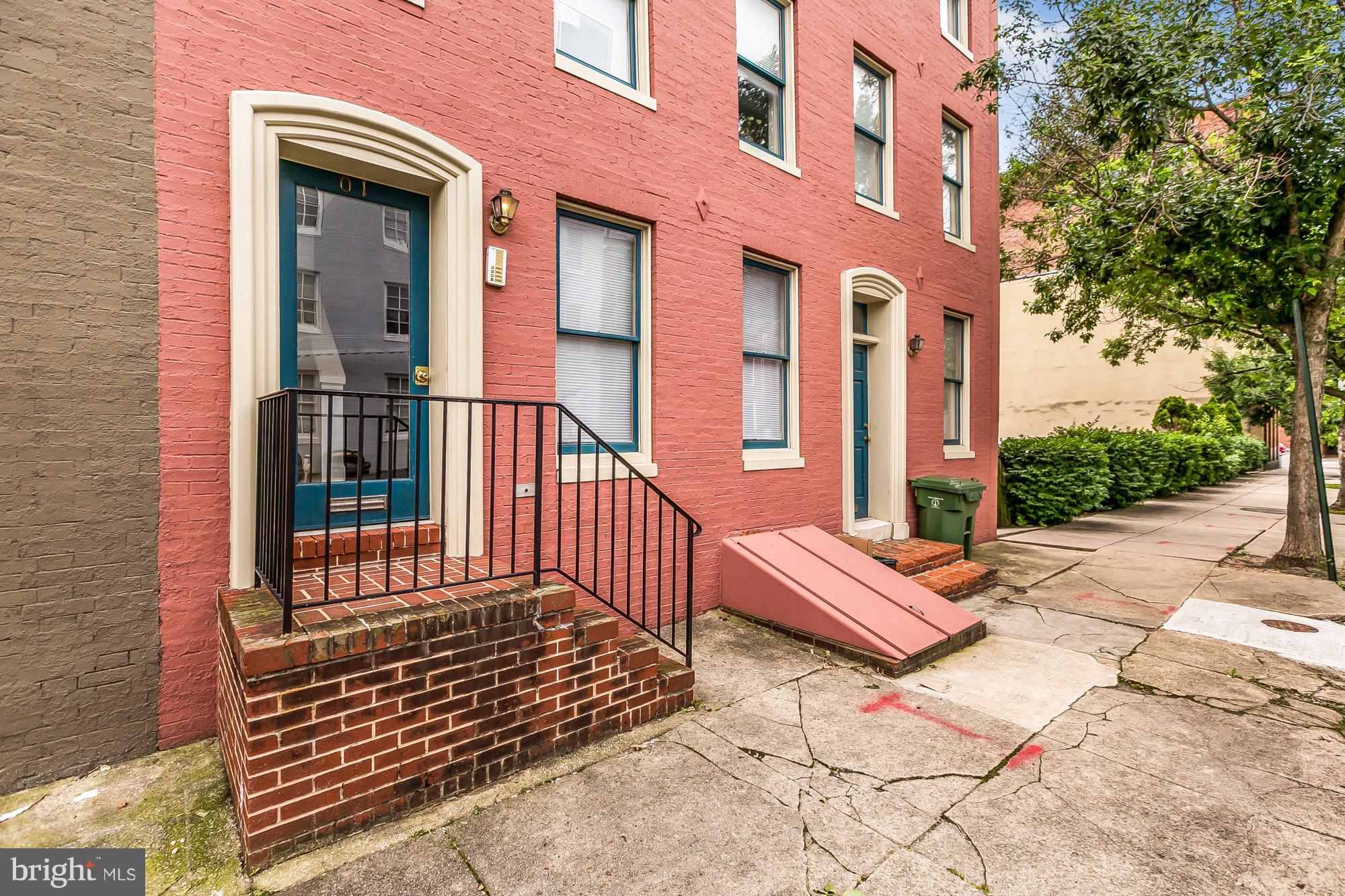 FEDERAL HILL HISTORIC DISTRICT - Residential Lease