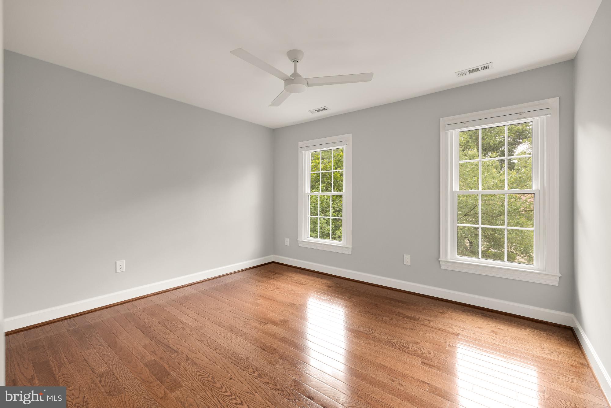 SPRINGWOOD - Residential